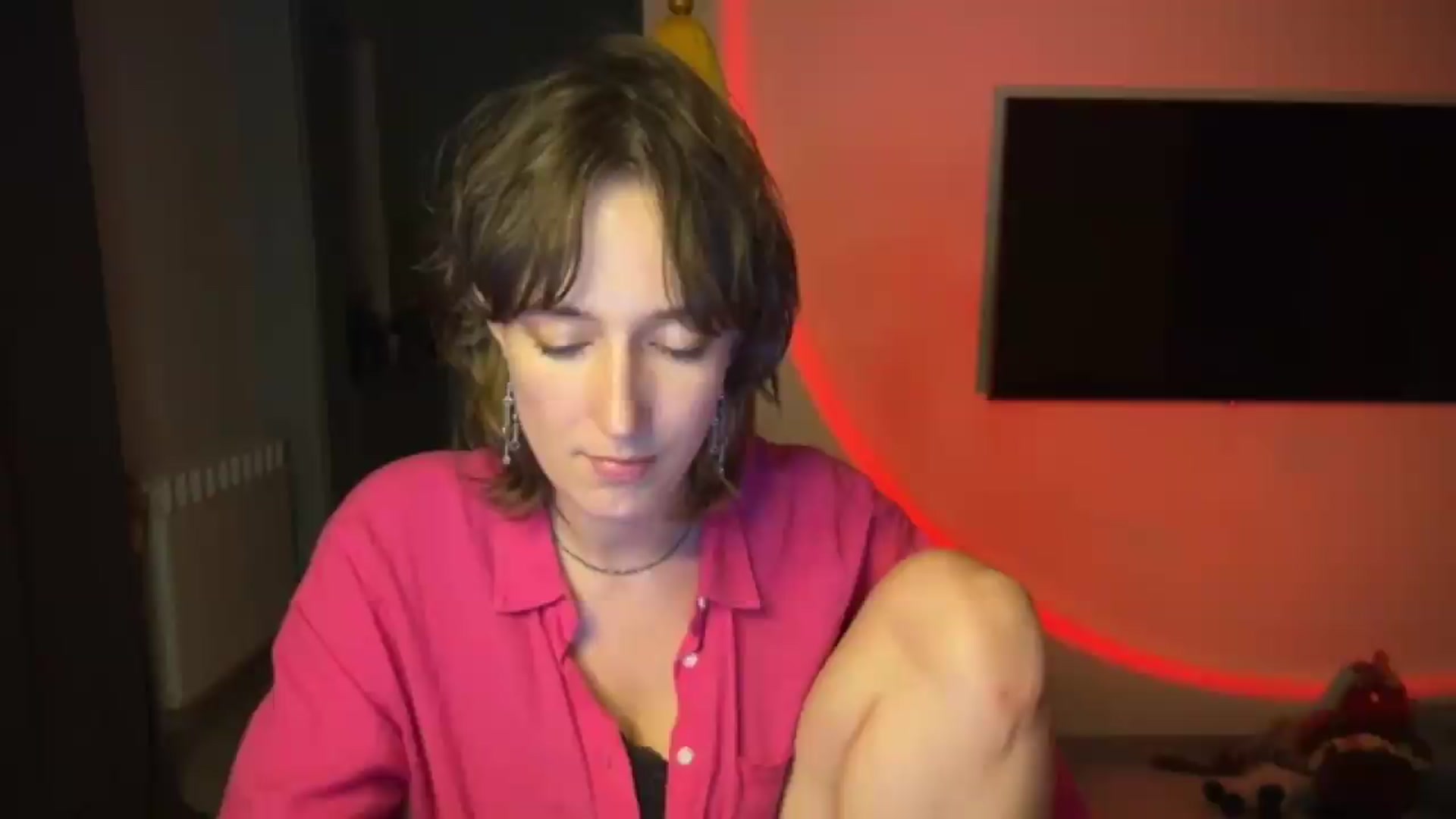 Gallery image thumbnail from LoooneyTunes's myfreecams stream on, 08/09/2026, 23:14 image 16 of 20