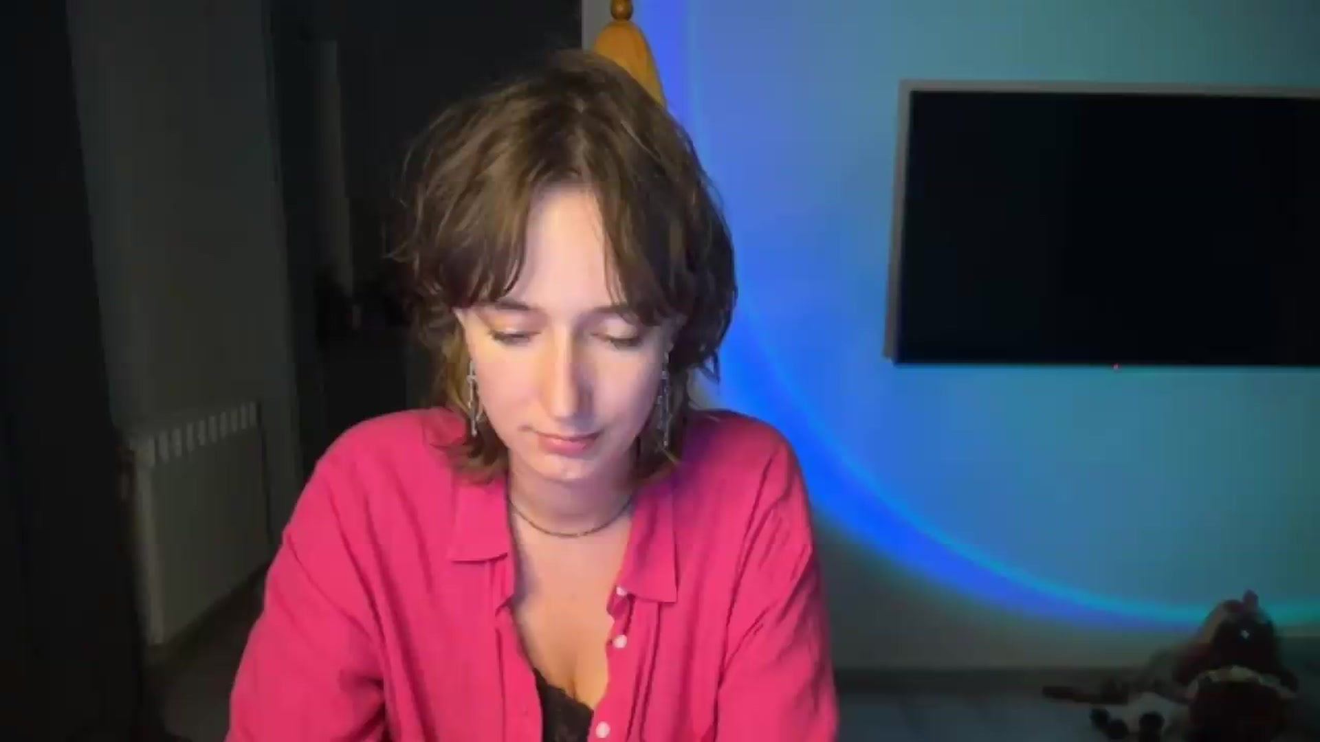 Gallery image thumbnail from LoooneyTunes's myfreecams stream on, 08/09/2026, 23:14 image 8 of 20