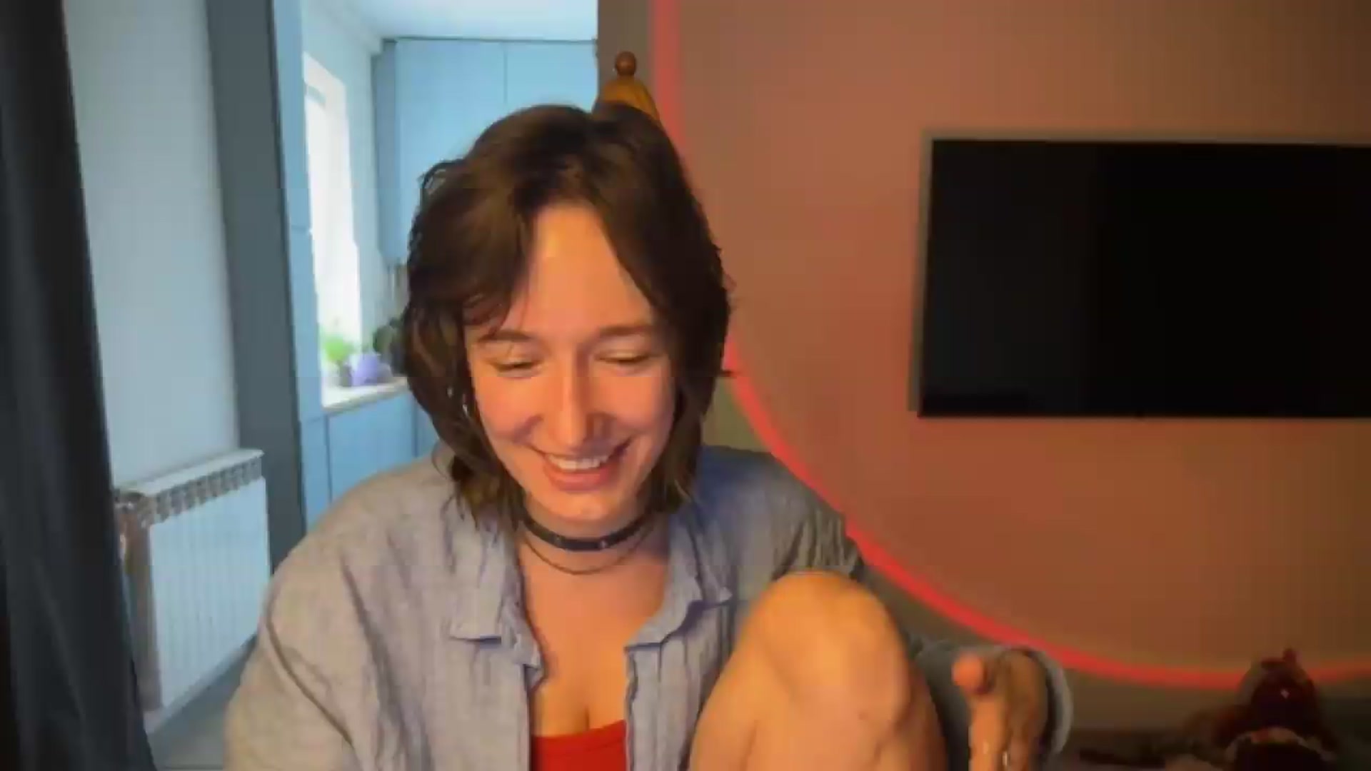 Gallery image thumbnail from LoooneyTunes's myfreecams stream on, 08/10/2026, 13:09 image 17 of 20