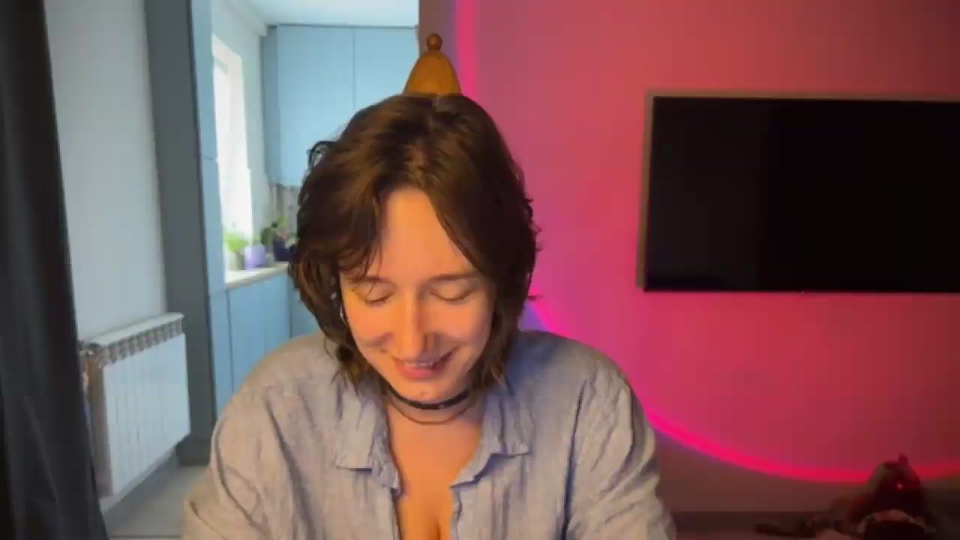 Gallery image thumbnail from LoooneyTunes's myfreecams stream on, 08/10/2026, 13:09 image 10 of 20