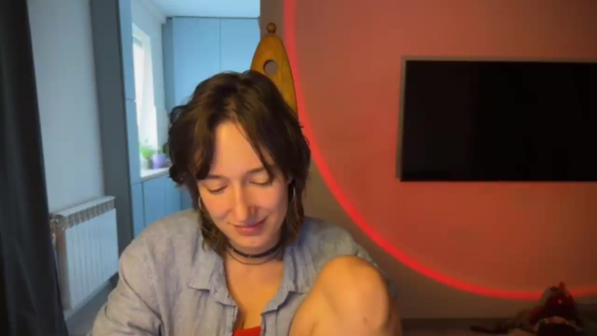 Gallery image thumbnail from LoooneyTunes's myfreecams stream on, 08/10/2026, 15:10 image 15 of 20