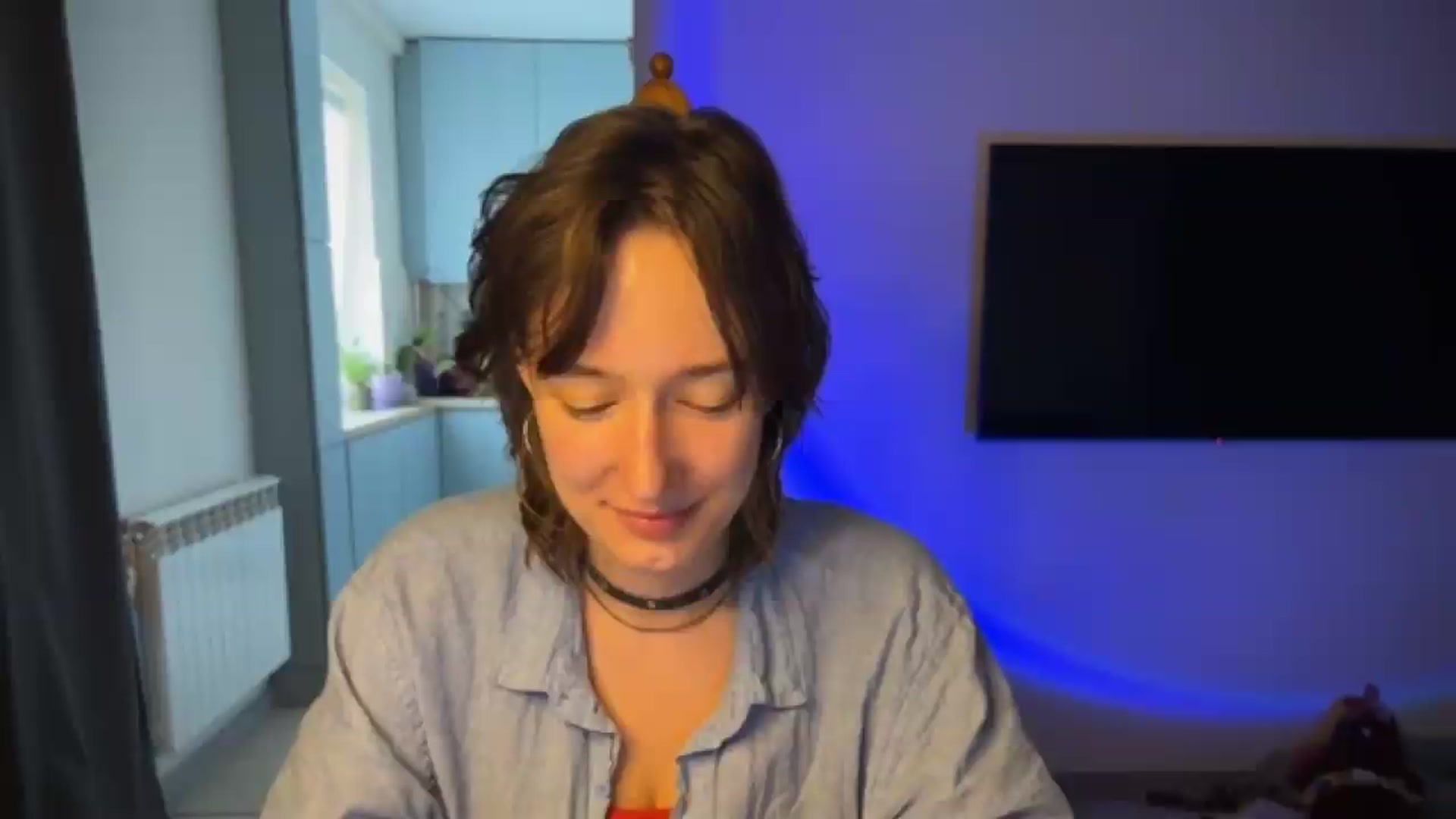Gallery image thumbnail from LoooneyTunes's myfreecams stream on, 08/10/2026, 15:10 image 16 of 20