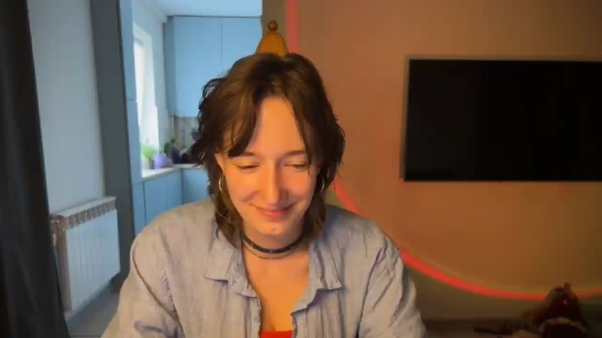 Gallery image thumbnail from LoooneyTunes's myfreecams stream on, 08/10/2026, 15:10 image 9 of 20