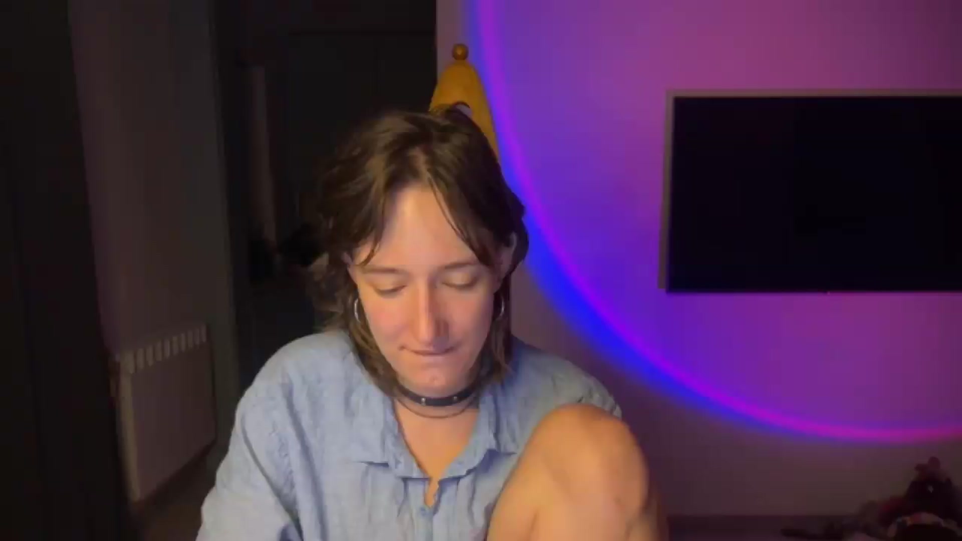 Gallery image thumbnail from LoooneyTunes's myfreecams stream on, 08/10/2026, 23:49 image 5 of 20