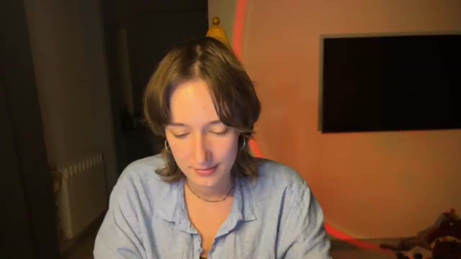 Gallery image thumbnail from LoooneyTunes's myfreecams stream on, 08/12/2026, 22:59 image 8 of 20