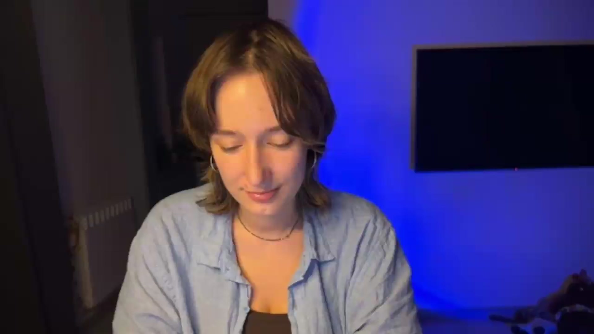 Gallery image thumbnail from LoooneyTunes's myfreecams stream on, 08/12/2026, 22:59 image 9 of 20