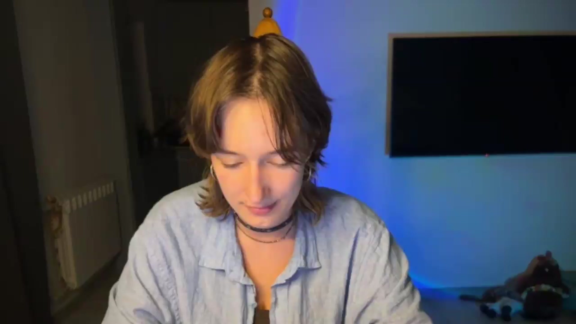 Gallery image thumbnail from LoooneyTunes's myfreecams stream on, 08/12/2026, 23:48 image 17 of 20