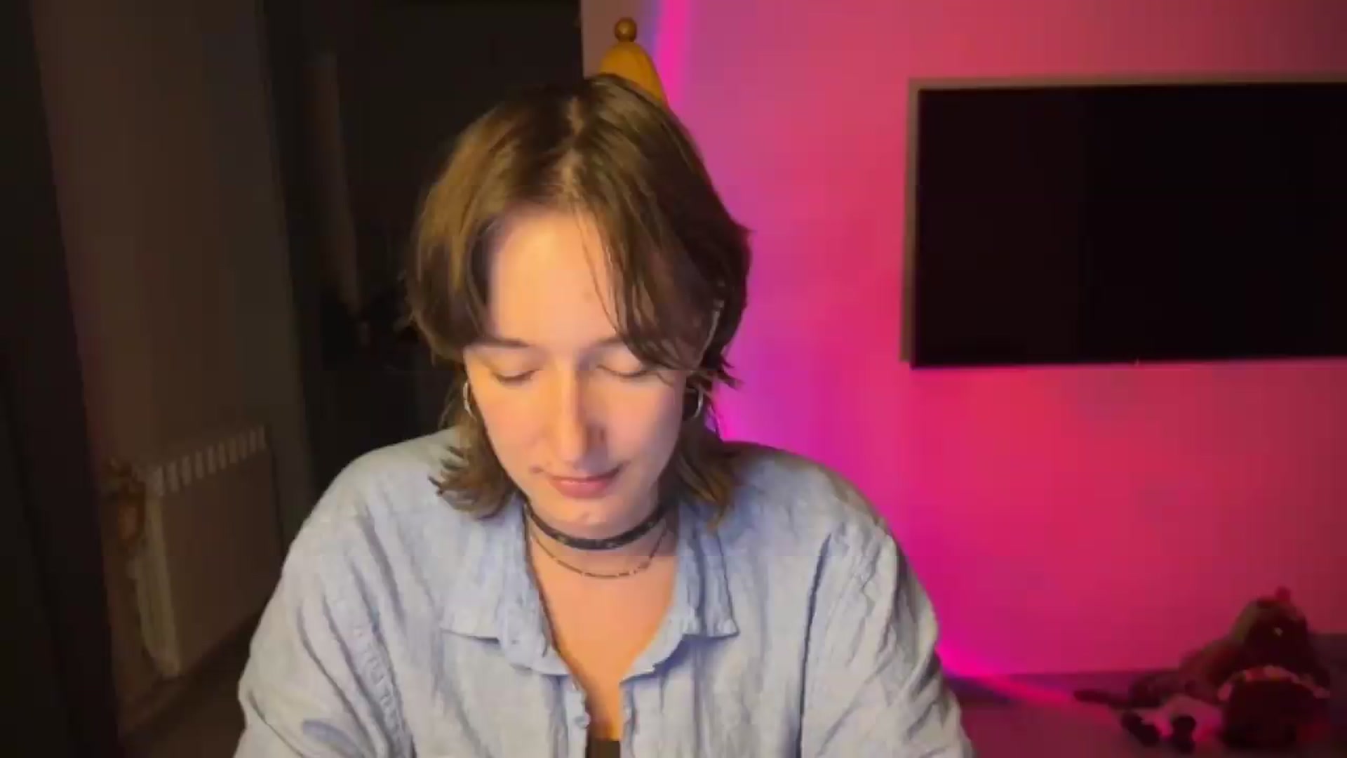 Gallery image thumbnail from LoooneyTunes's myfreecams stream on, 08/12/2026, 23:48 image 7 of 20