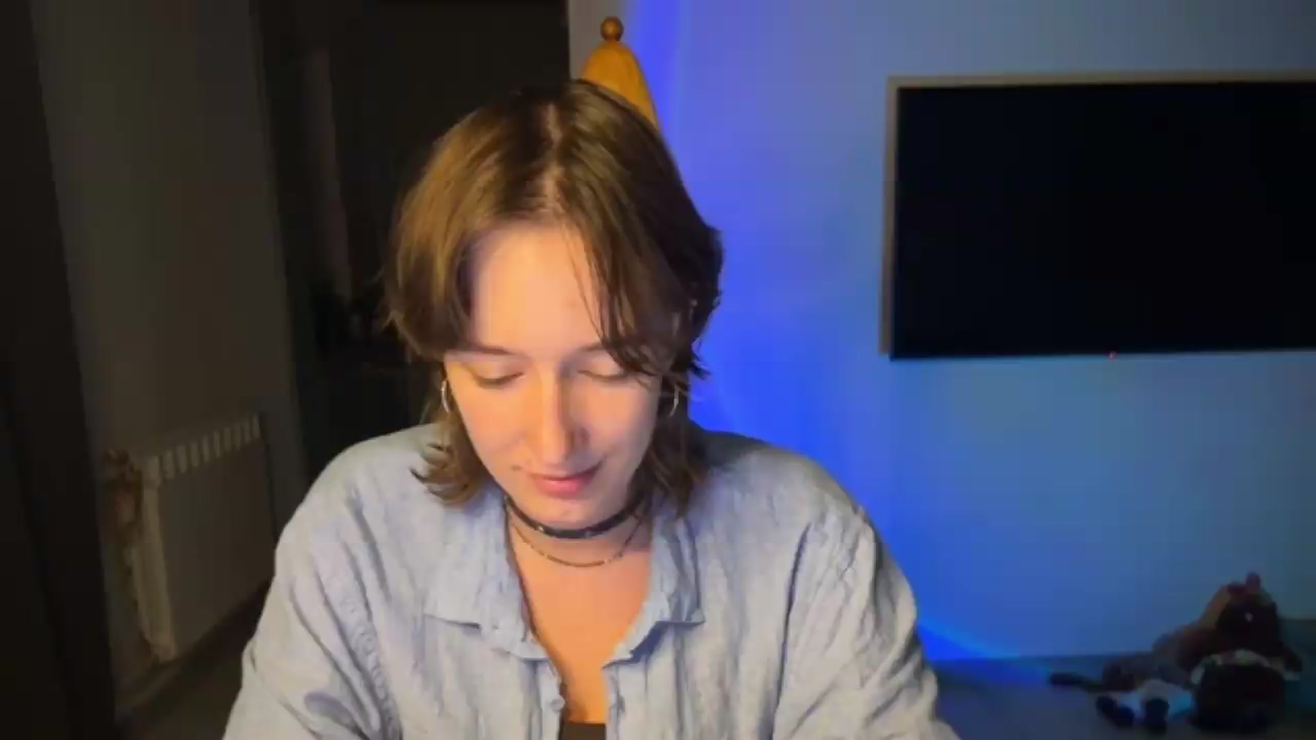Gallery image thumbnail from LoooneyTunes's myfreecams stream on, 08/12/2026, 23:48 image 3 of 20
