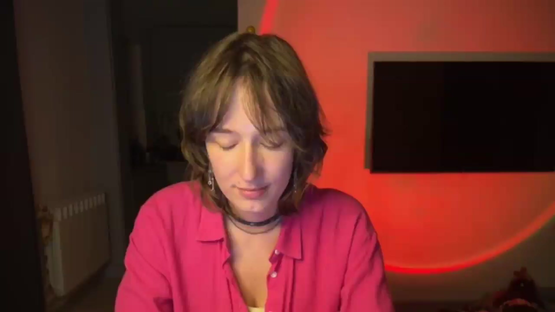 Gallery image thumbnail from LoooneyTunes's myfreecams stream on, 08/14/2026, 24:35 image 4 of 20