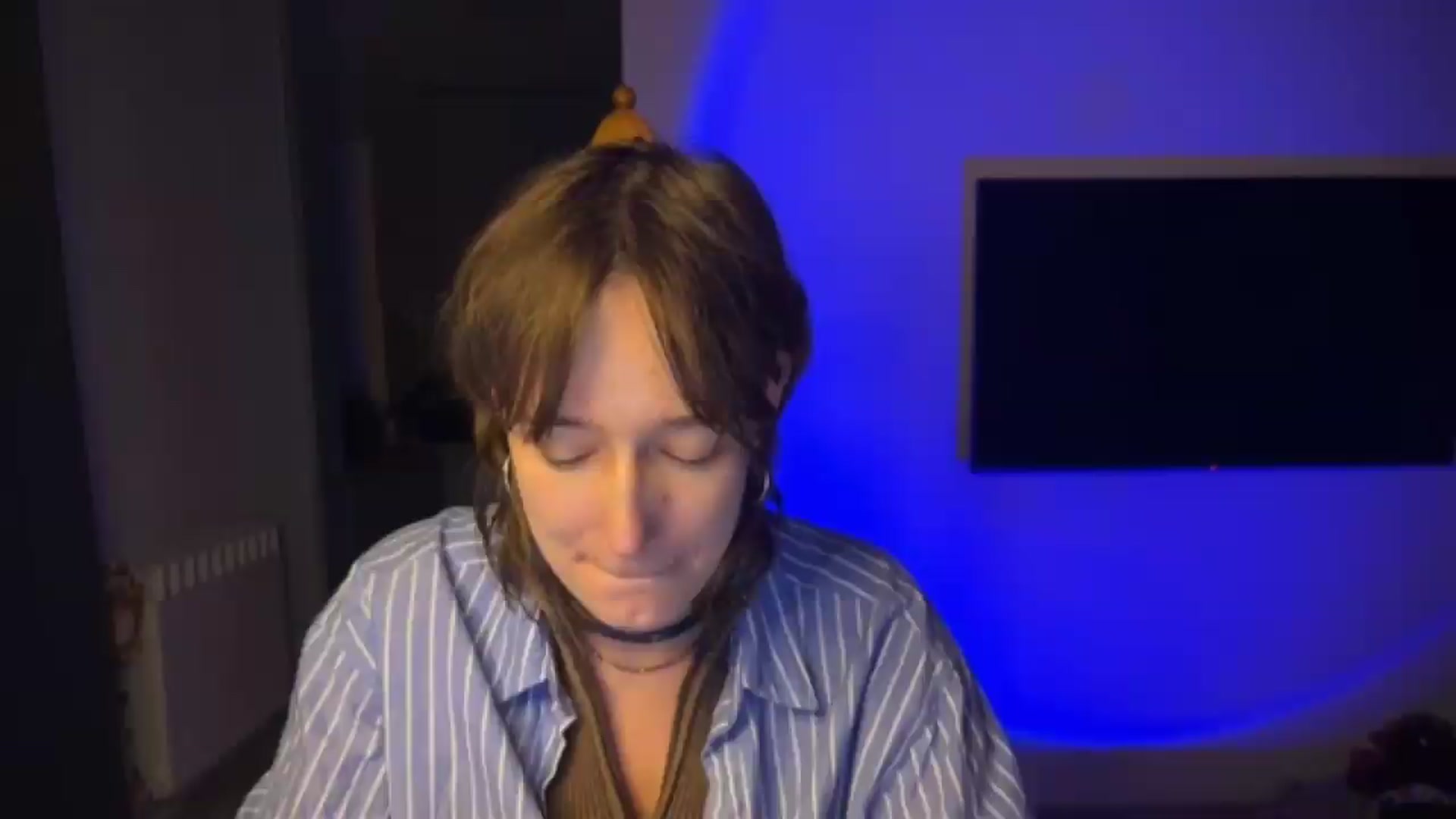 Gallery image thumbnail from LoooneyTunes's myfreecams stream on, 08/14/2026, 21:43 image 5 of 20