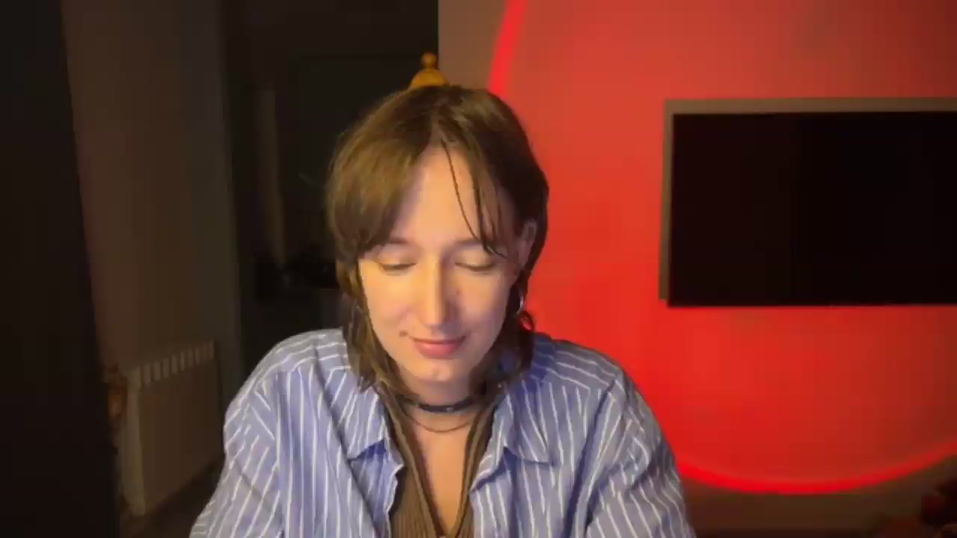 Gallery image thumbnail from LoooneyTunes's myfreecams stream on, 08/14/2026, 21:43 image 12 of 20