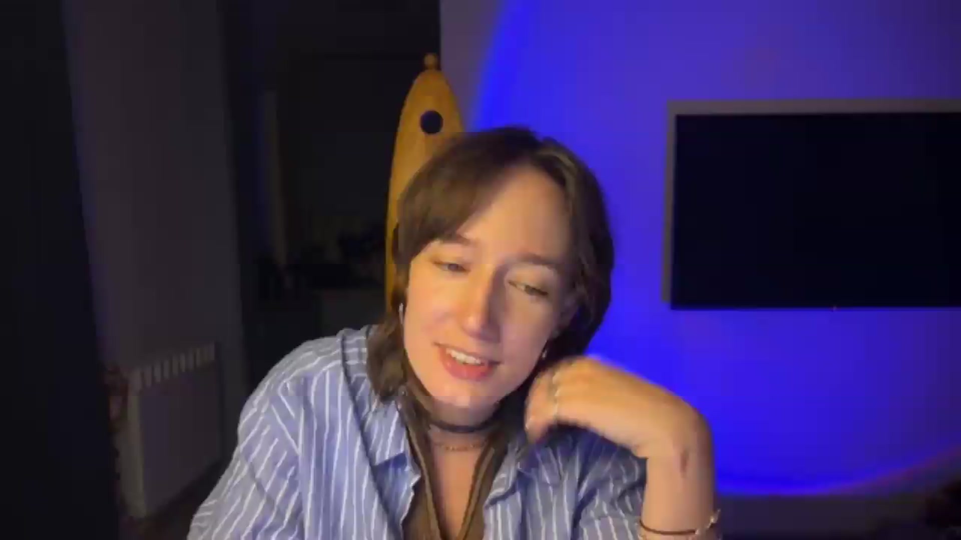 Gallery image thumbnail from LoooneyTunes's myfreecams stream on, 08/14/2026, 21:43 image 8 of 20