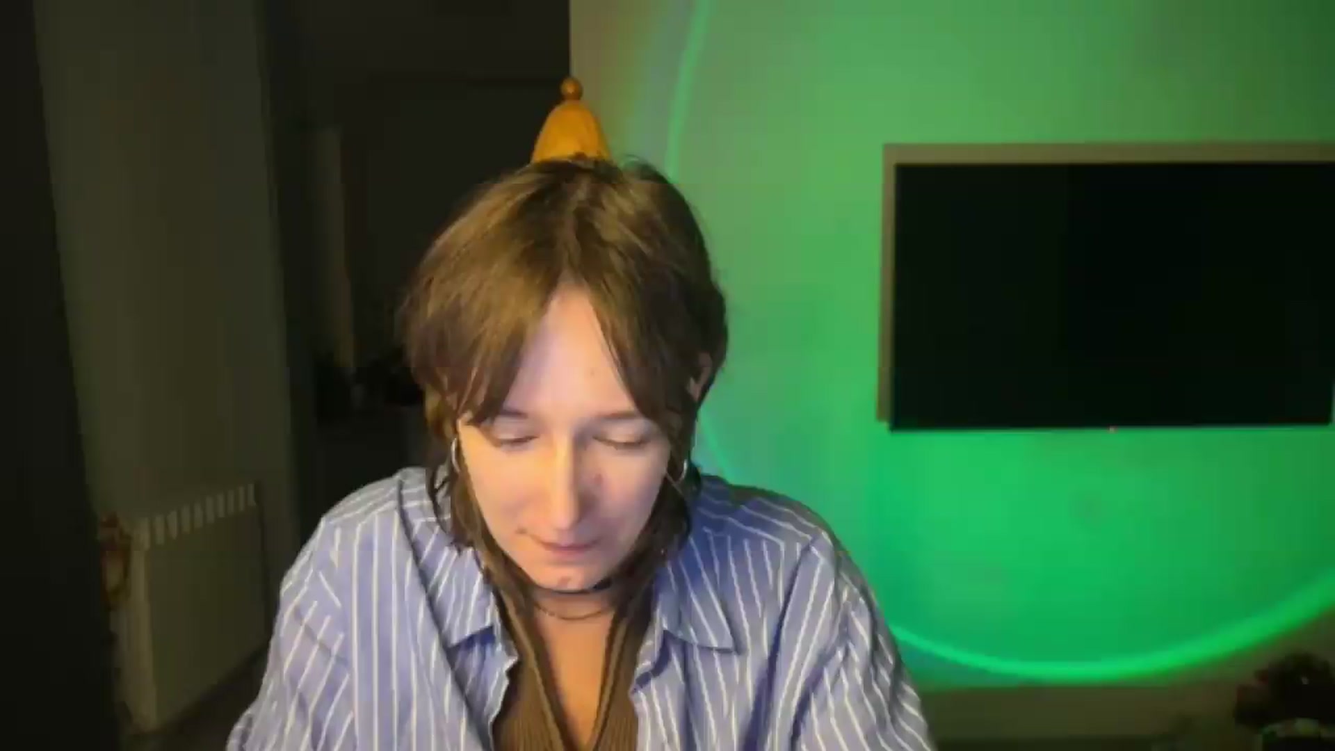 Gallery image thumbnail from LoooneyTunes's myfreecams stream on, 08/14/2026, 21:43 image 4 of 20