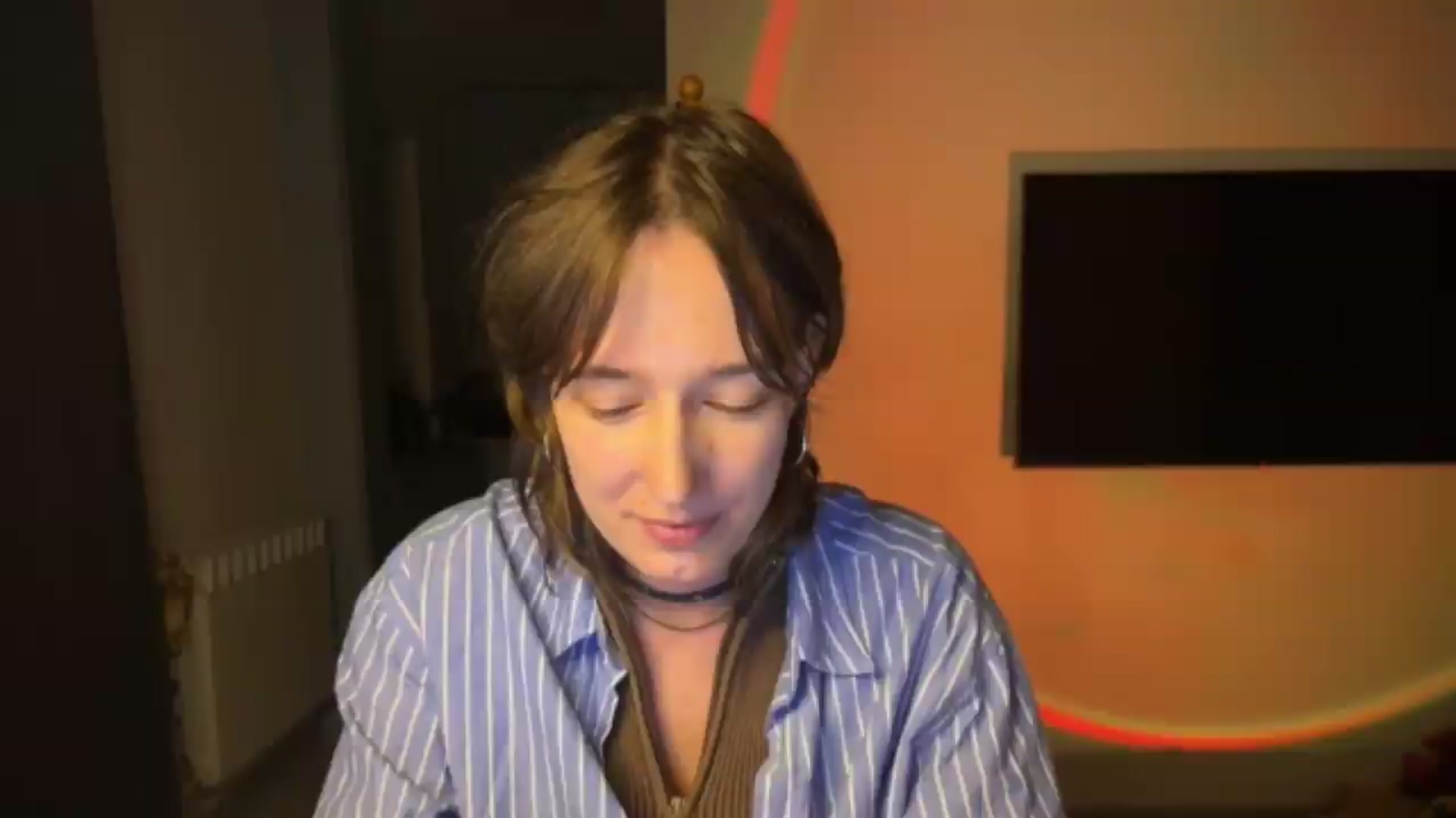 Gallery image thumbnail from LoooneyTunes's myfreecams stream on, 08/14/2026, 22:57 image 8 of 20