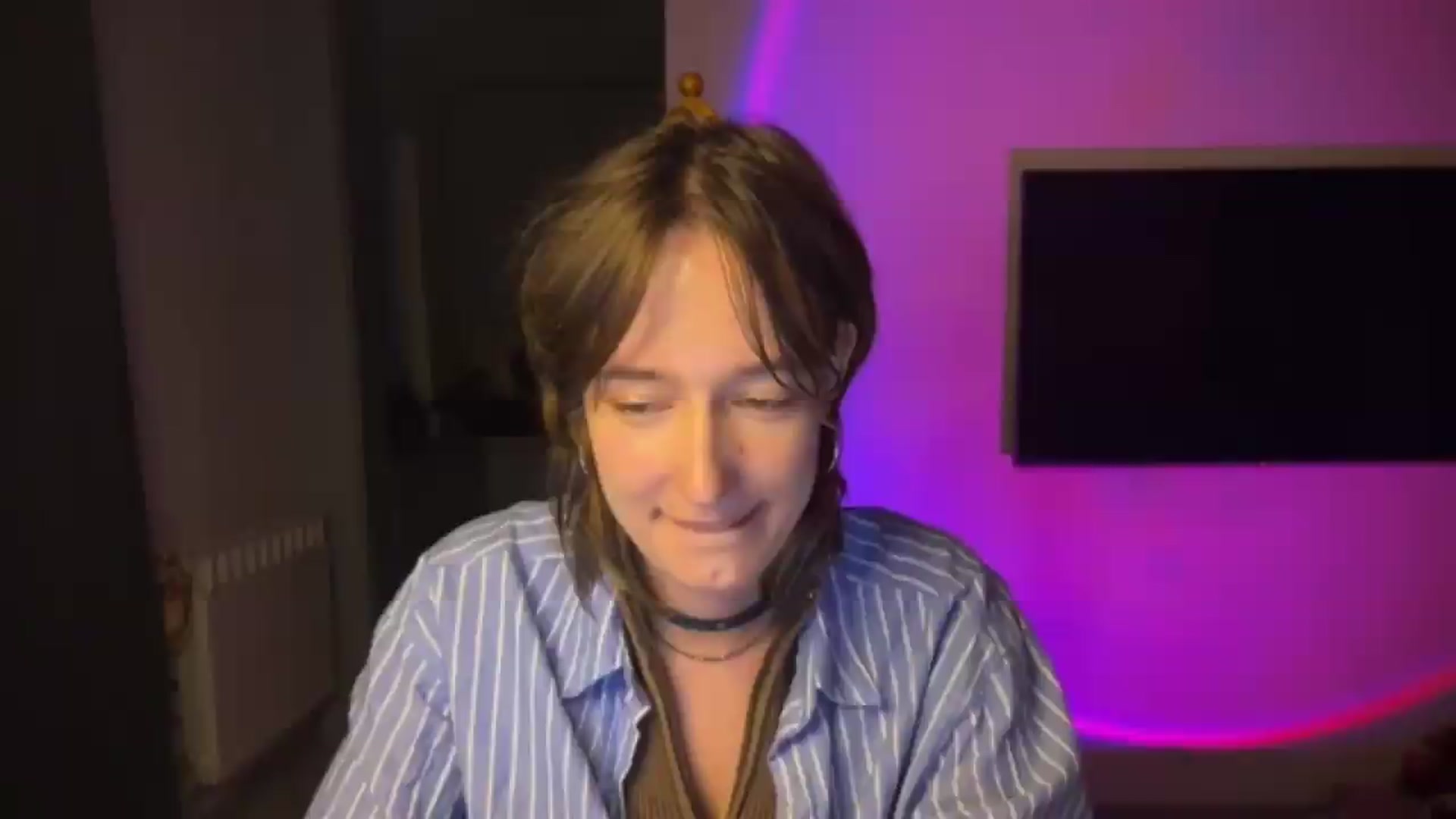 Gallery image thumbnail from LoooneyTunes's myfreecams stream on, 08/14/2026, 22:57 image 4 of 20