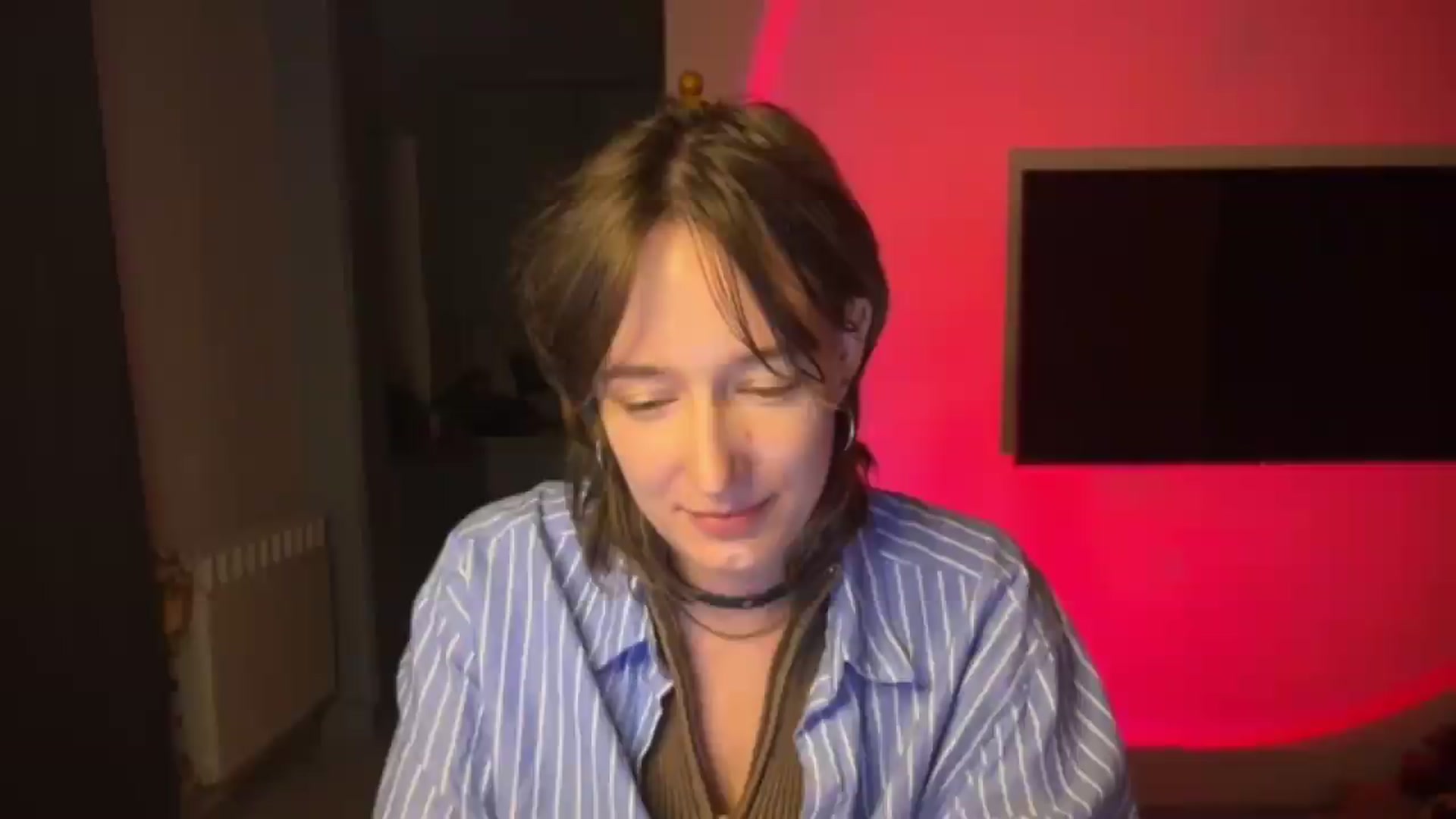 Gallery image thumbnail from LoooneyTunes's myfreecams stream on, 08/14/2026, 22:57 image 3 of 20