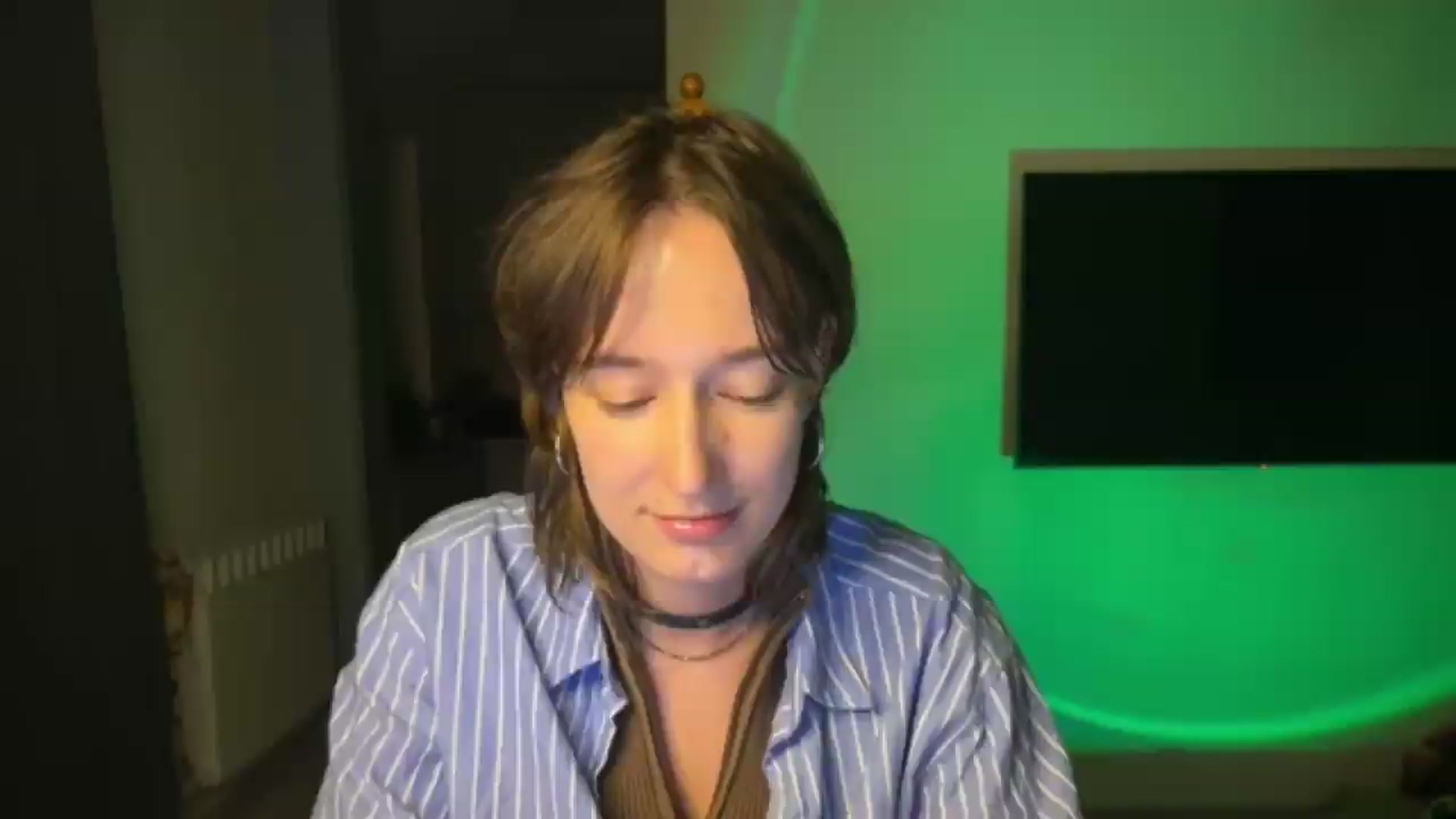 Gallery image thumbnail from LoooneyTunes's myfreecams stream on, 08/14/2026, 22:57 image 7 of 20