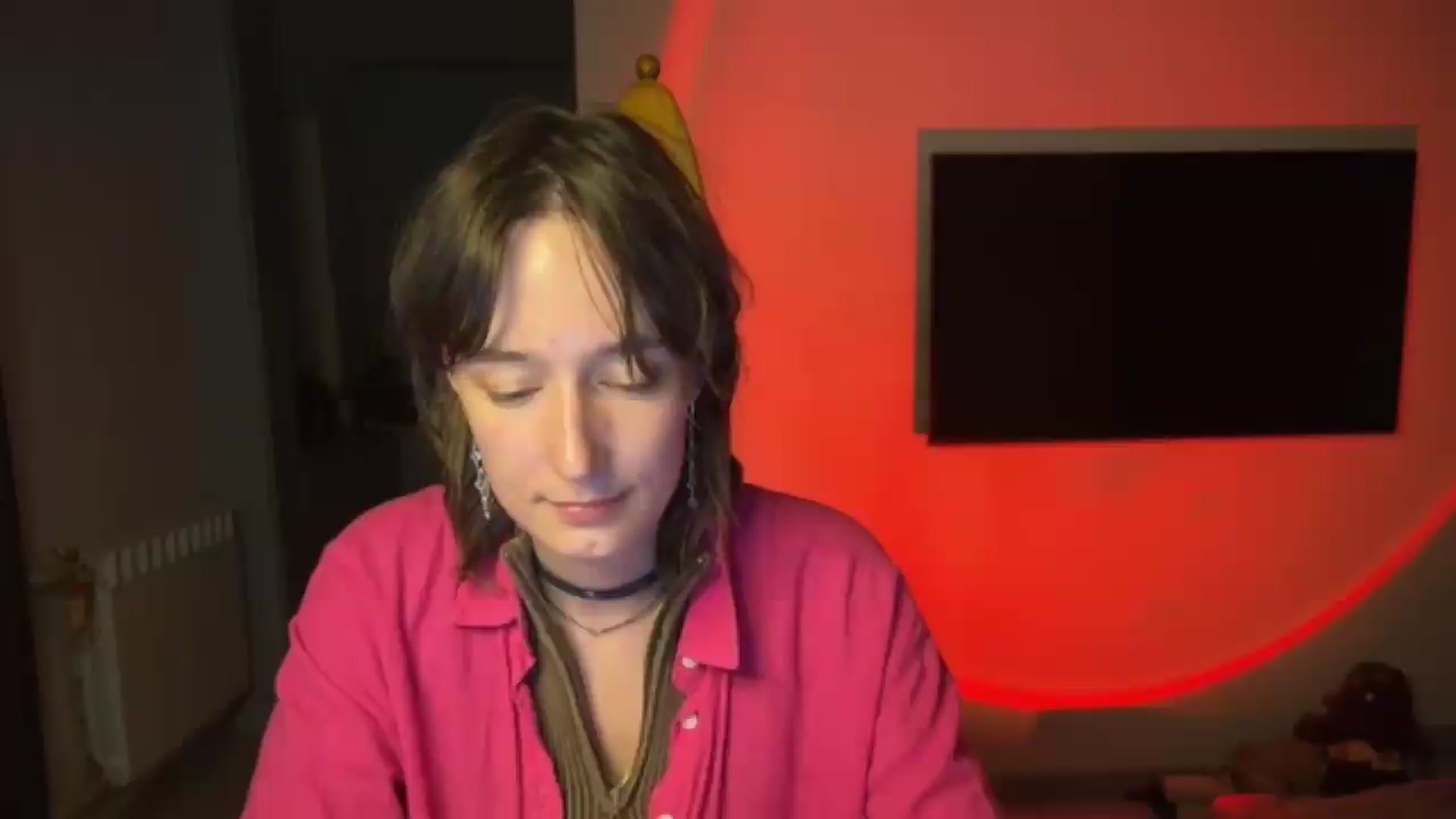 Gallery image thumbnail from LoooneyTunes's myfreecams stream on, 08/17/2026, 21:12 image 9 of 20