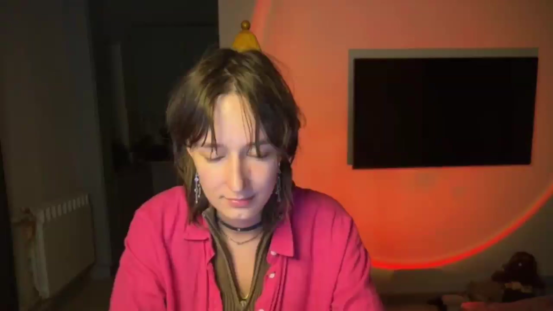 Gallery image thumbnail from LoooneyTunes's myfreecams stream on, 08/17/2026, 21:12 image 7 of 20