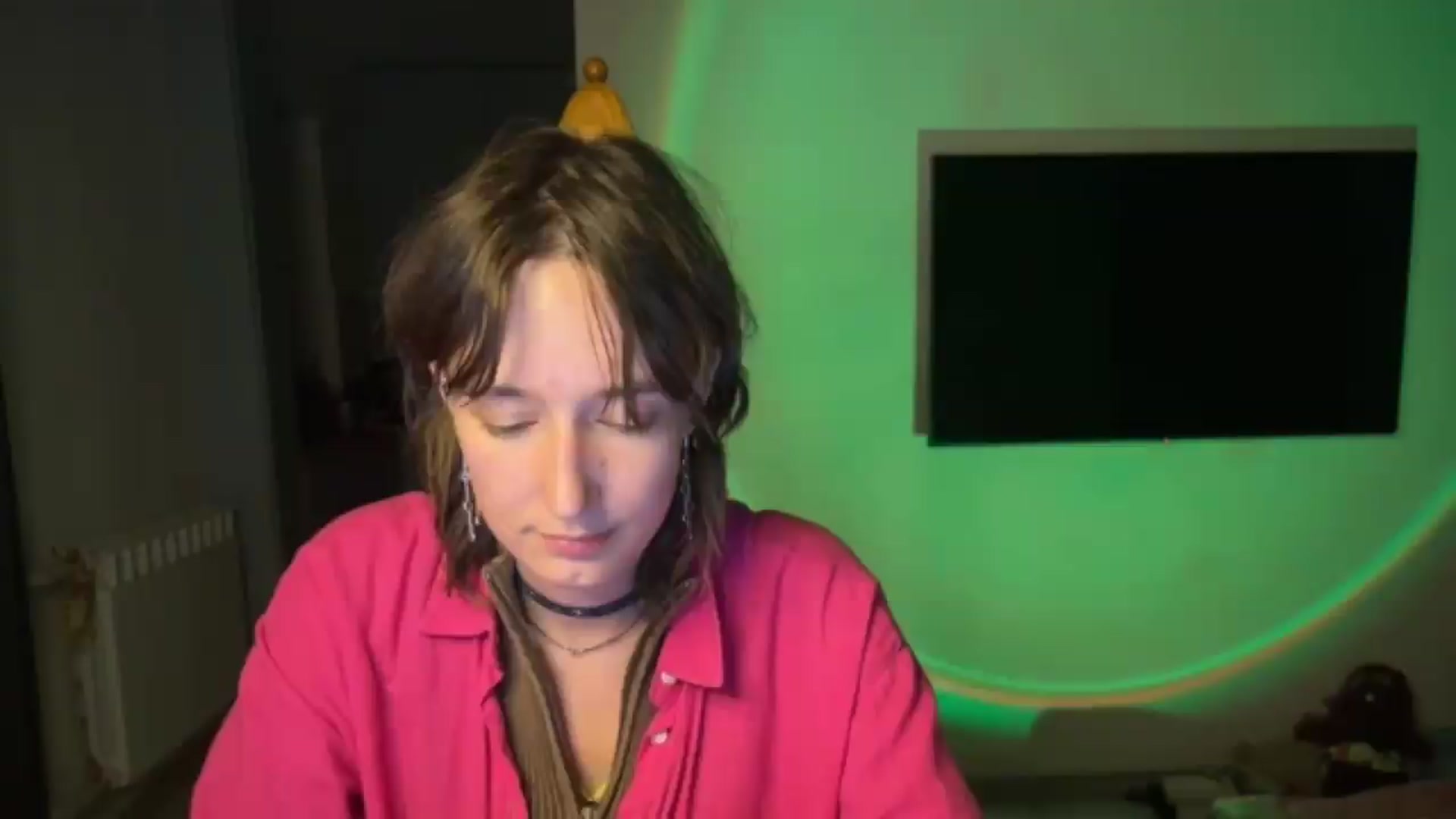 Gallery image thumbnail from LoooneyTunes's myfreecams stream on, 08/17/2026, 21:12 image 1 of 20