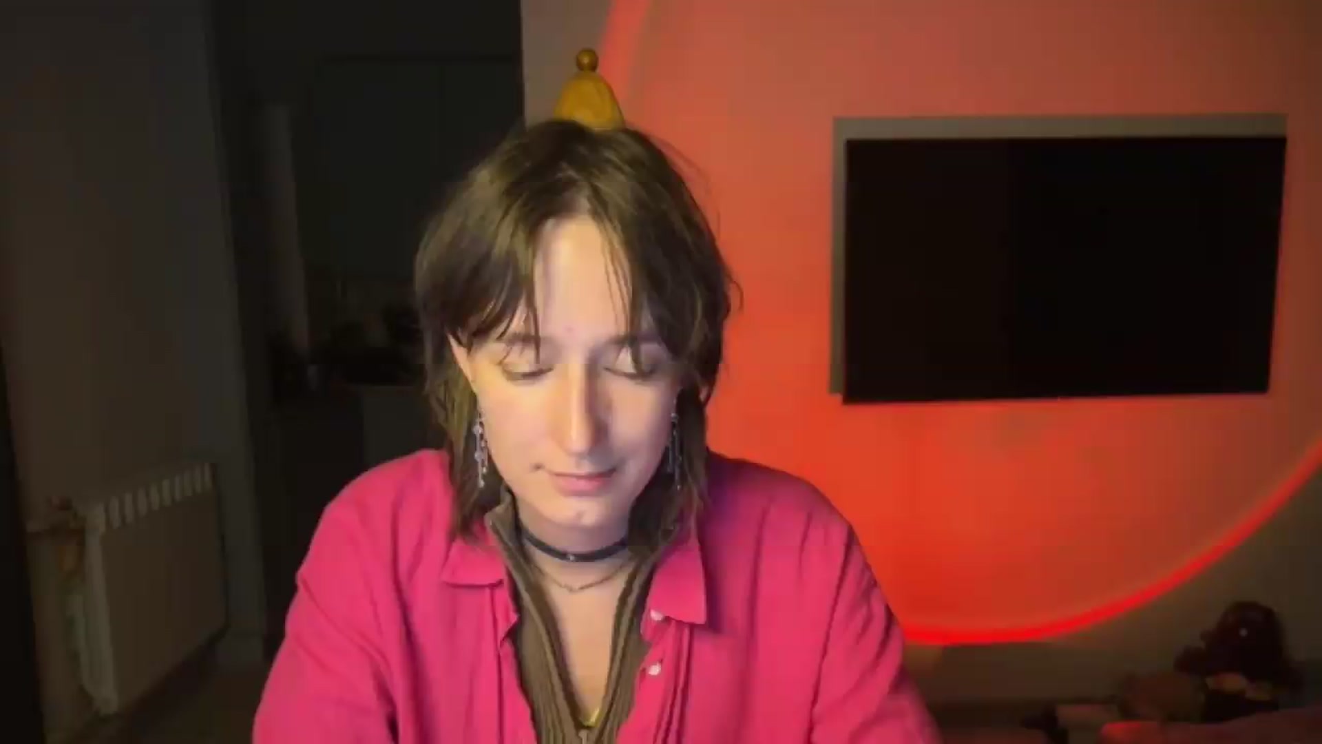 Gallery image thumbnail from LoooneyTunes's myfreecams stream on, 08/17/2026, 21:12 image 8 of 20