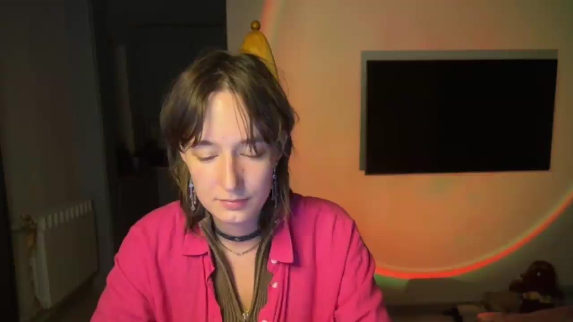Gallery image thumbnail from LoooneyTunes's myfreecams stream on, 08/17/2026, 21:12 image 15 of 20