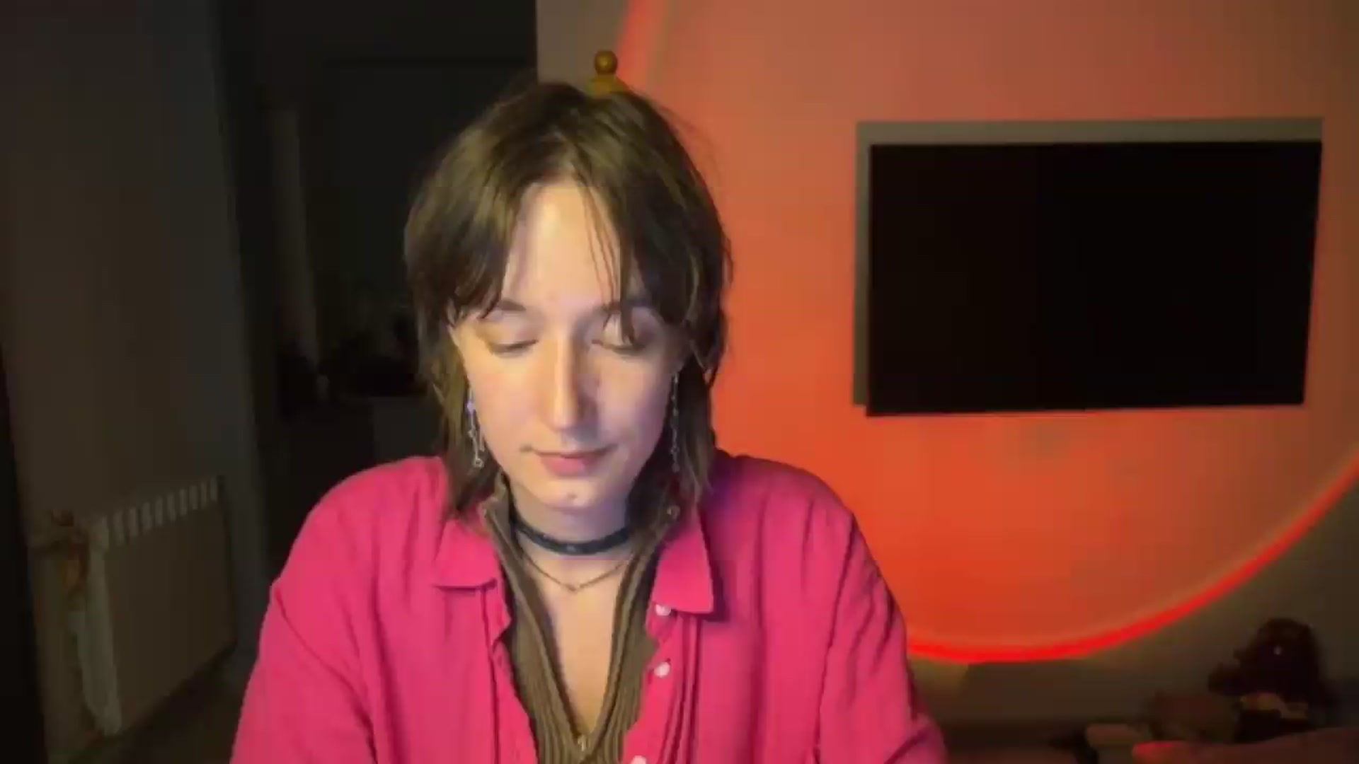 Gallery image thumbnail from LoooneyTunes's myfreecams stream on, 08/17/2026, 21:12 image 12 of 20