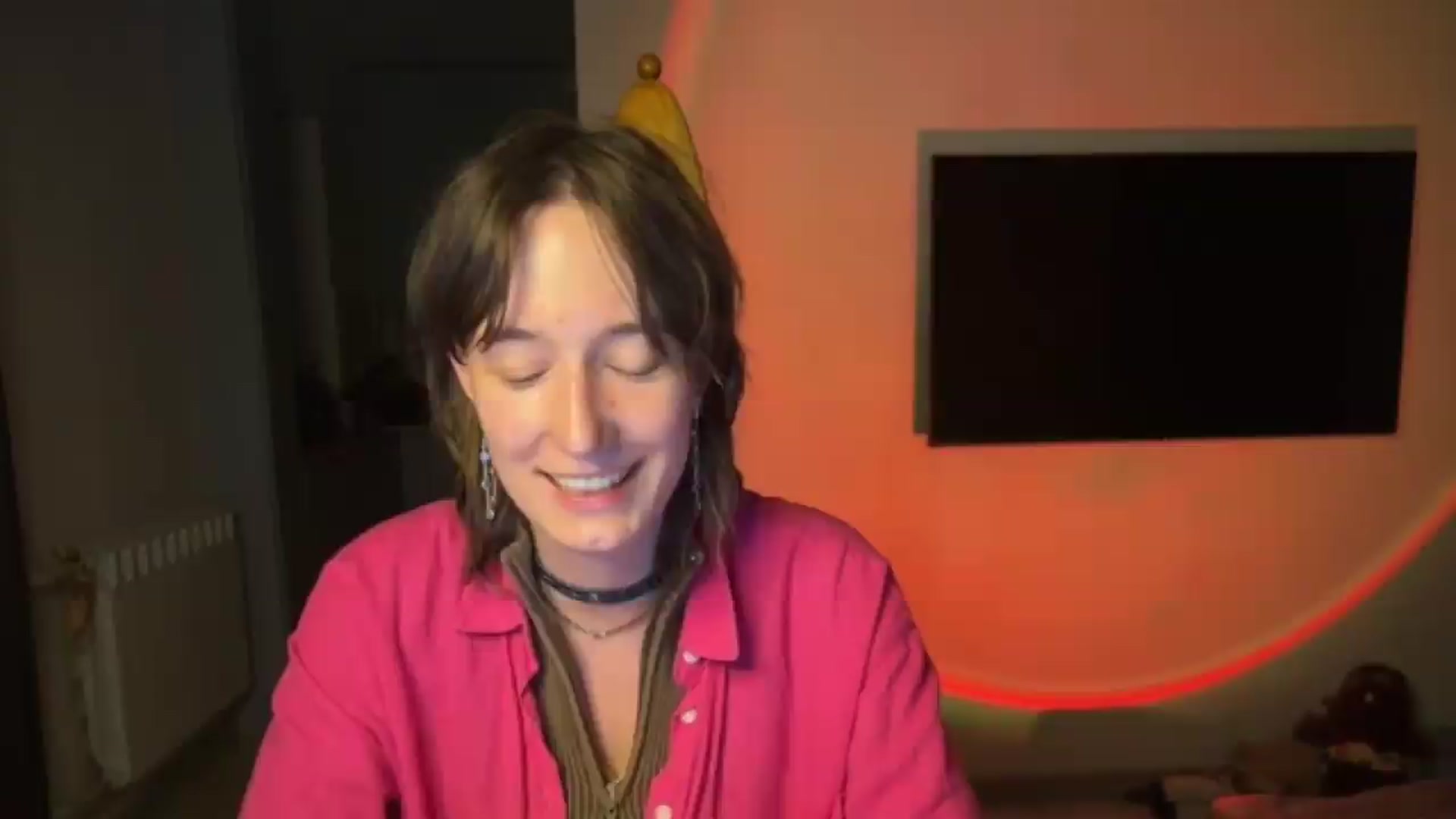 Gallery image thumbnail from LoooneyTunes's myfreecams stream on, 08/17/2026, 21:12 image 13 of 20