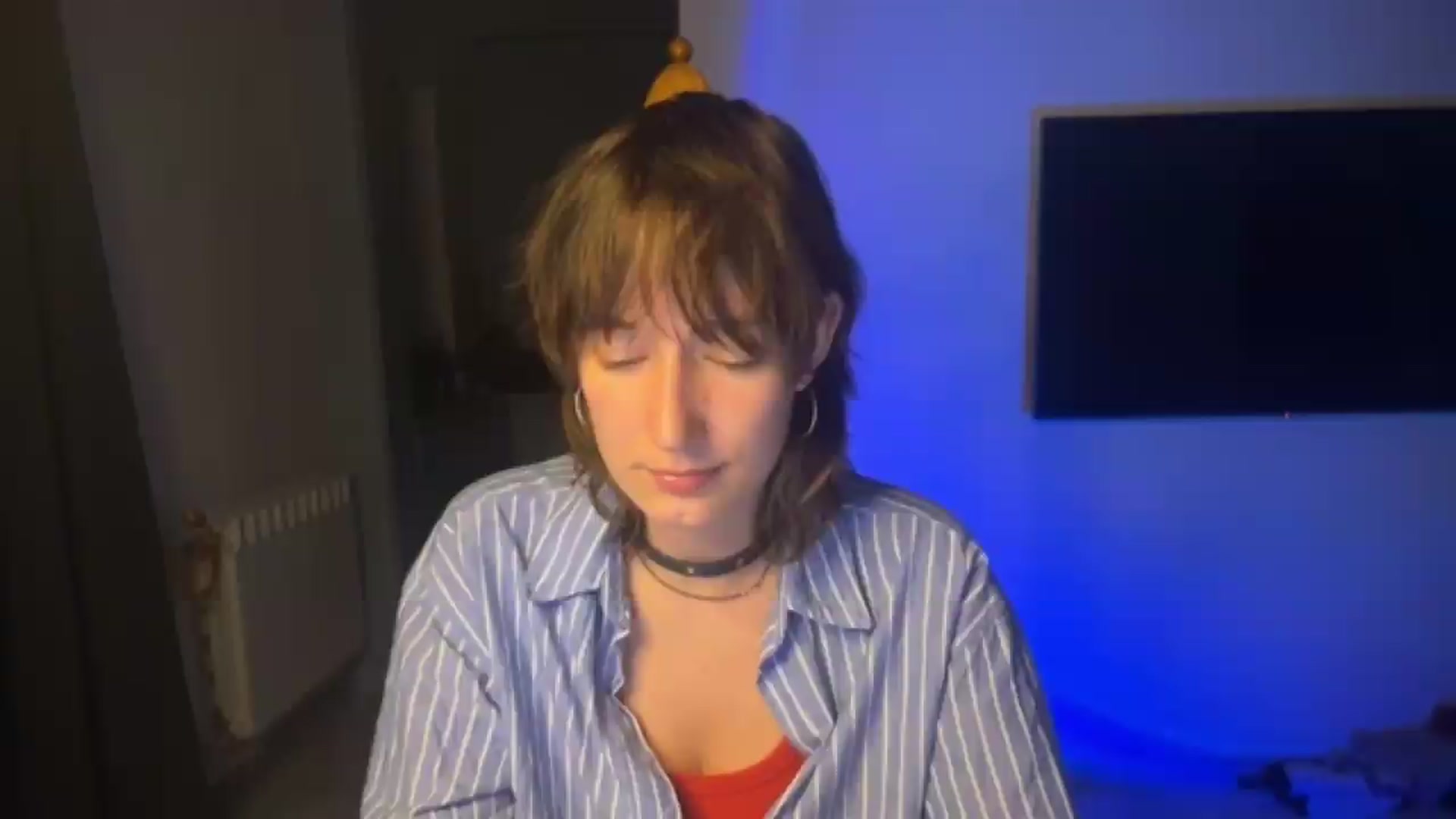 Gallery image thumbnail from LoooneyTunes's myfreecams stream on, 08/19/2026, 20:09 image 9 of 20