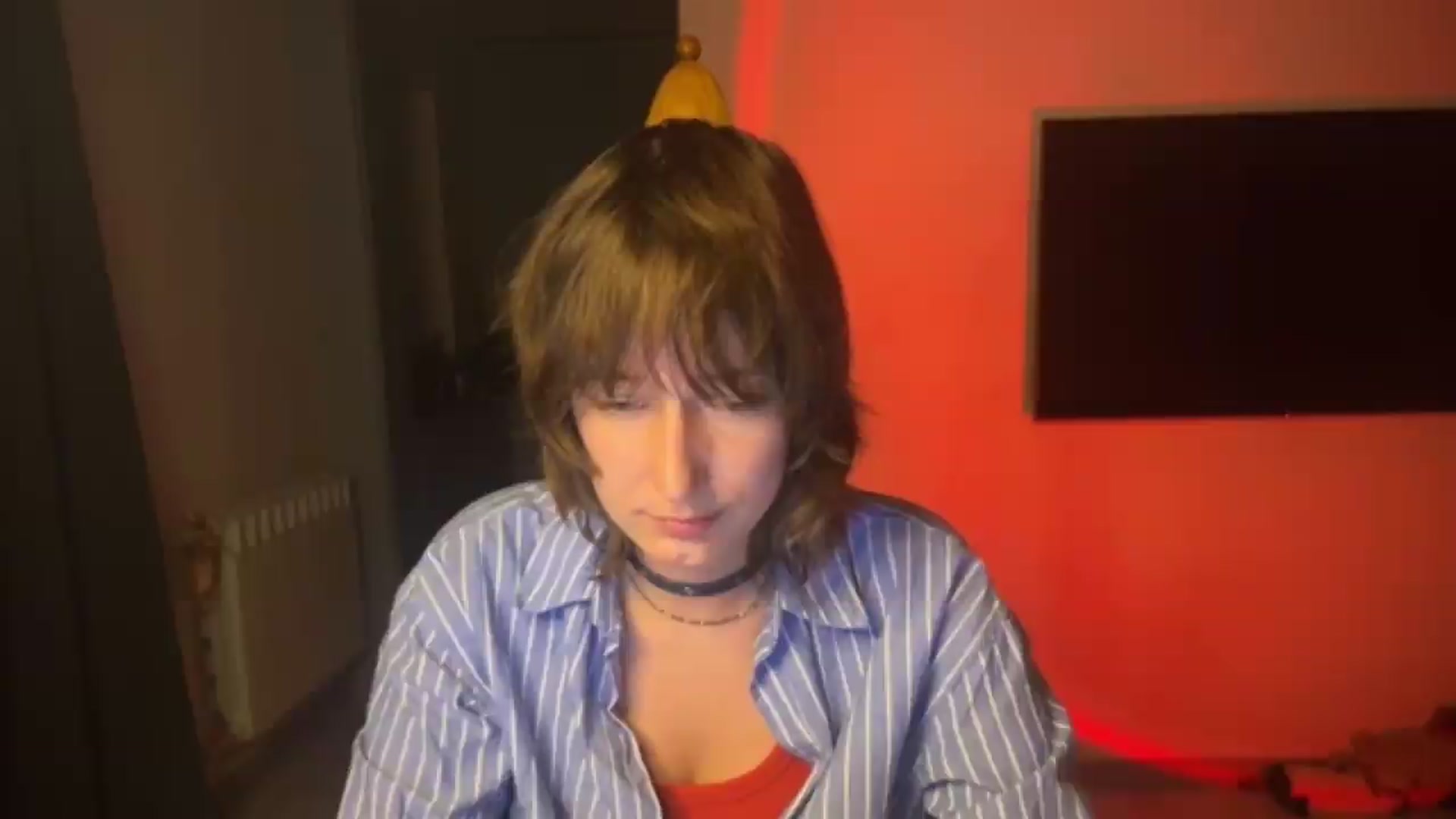 Gallery image thumbnail from LoooneyTunes's myfreecams stream on, 08/19/2026, 20:09 image 2 of 20
