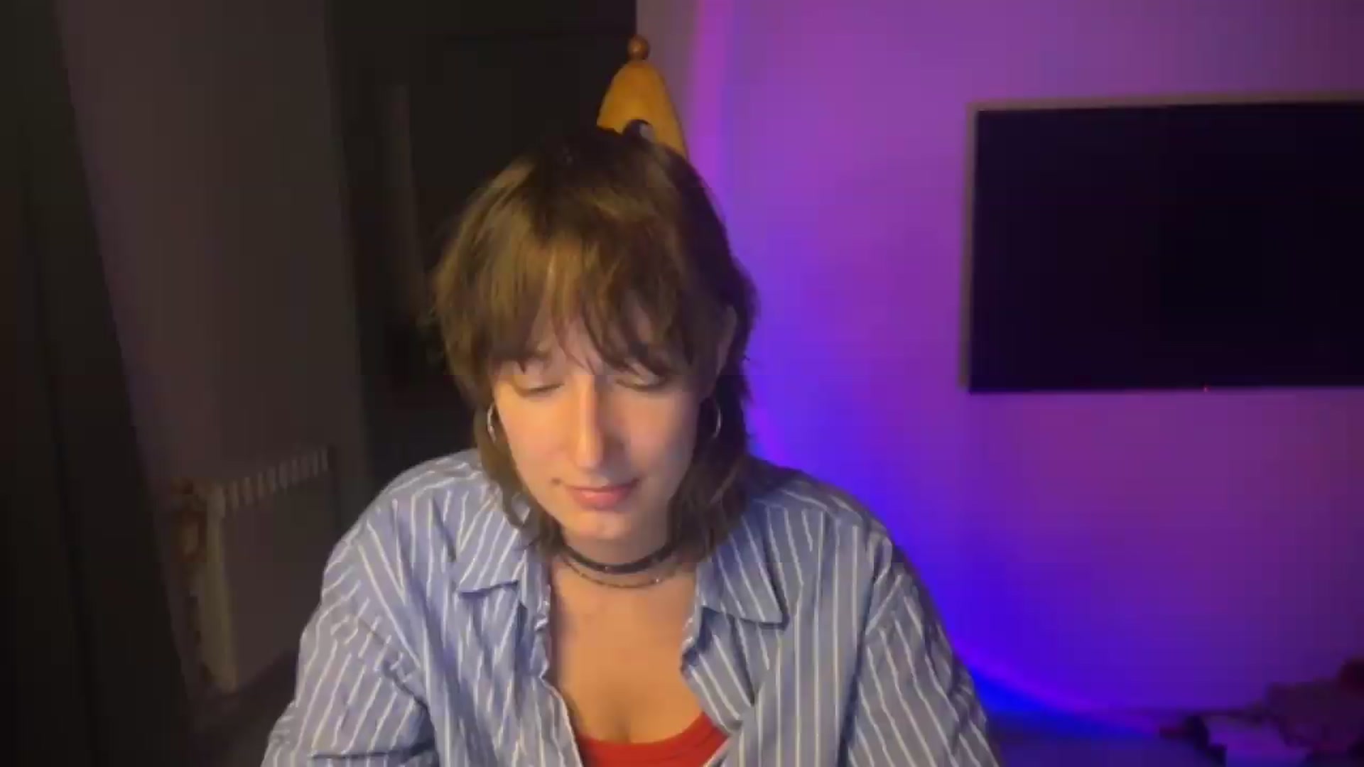 Gallery image thumbnail from LoooneyTunes's myfreecams stream on, 08/19/2026, 20:09 image 10 of 20