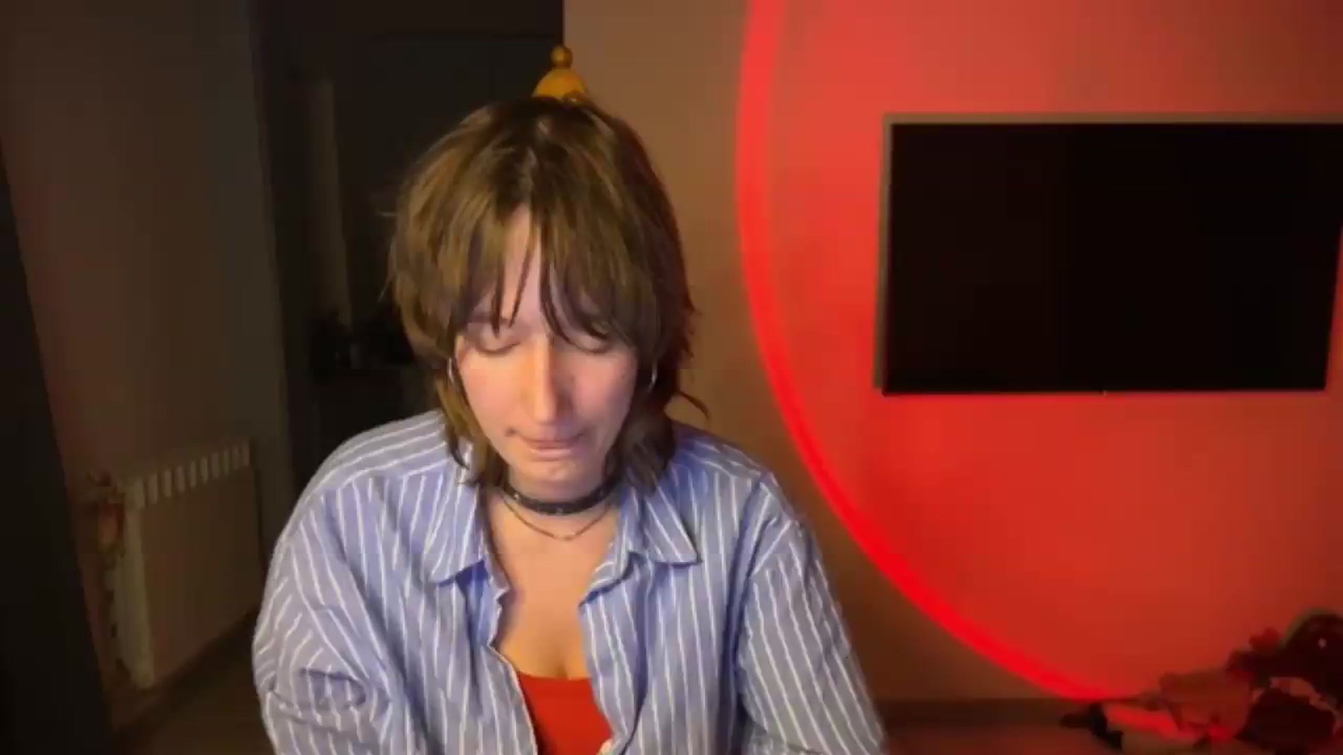 Gallery image thumbnail from LoooneyTunes's myfreecams stream on, 08/19/2026, 23:45 image 8 of 20
