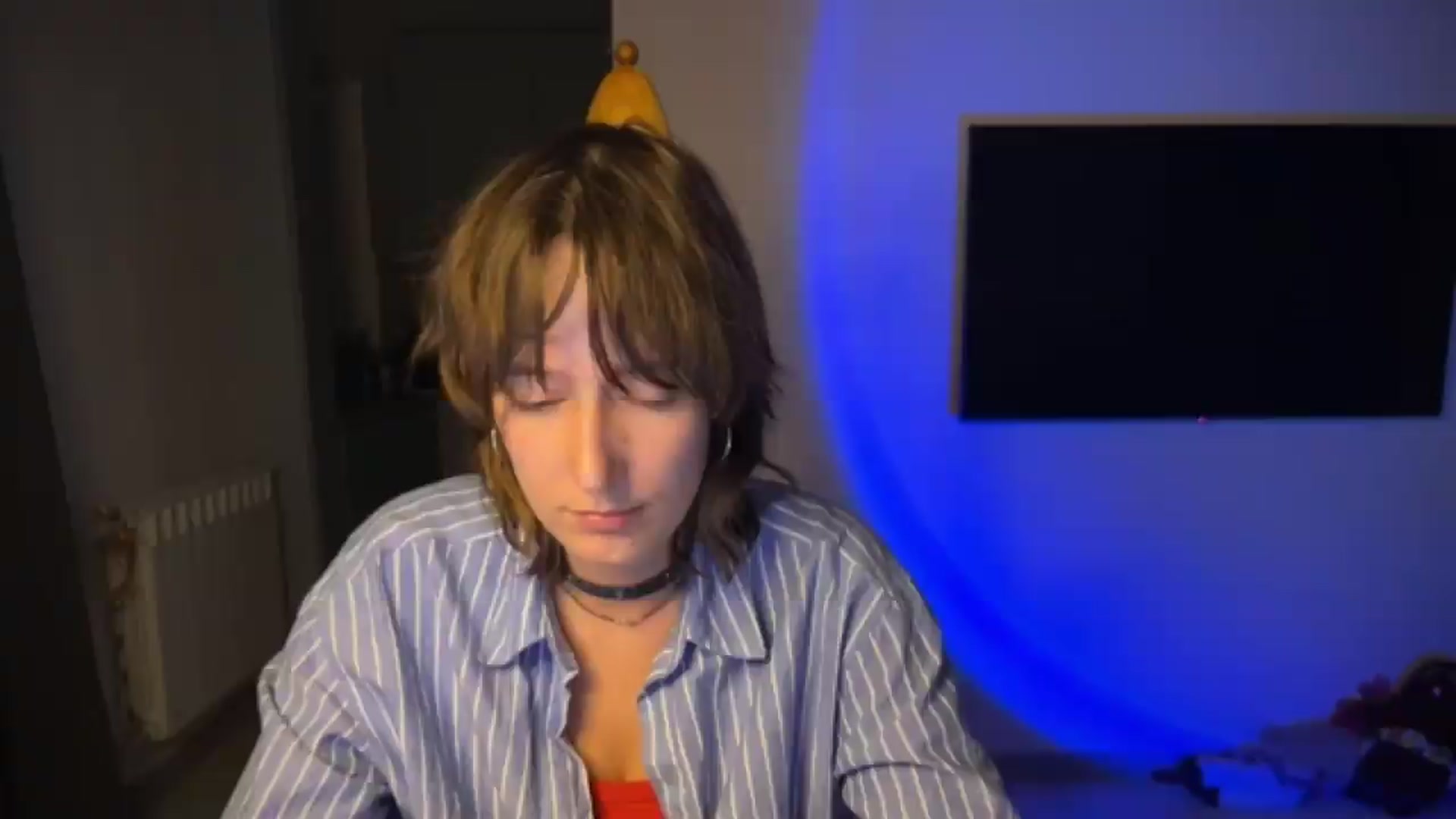 Gallery image thumbnail from LoooneyTunes's myfreecams stream on, 08/19/2026, 23:45 image 3 of 20