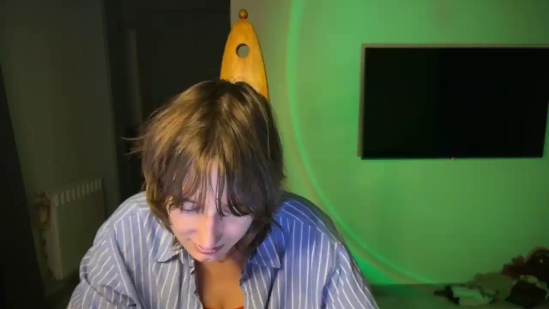 Gallery image thumbnail from LoooneyTunes's myfreecams stream on, 08/20/2026, 01:24 image 4 of 20