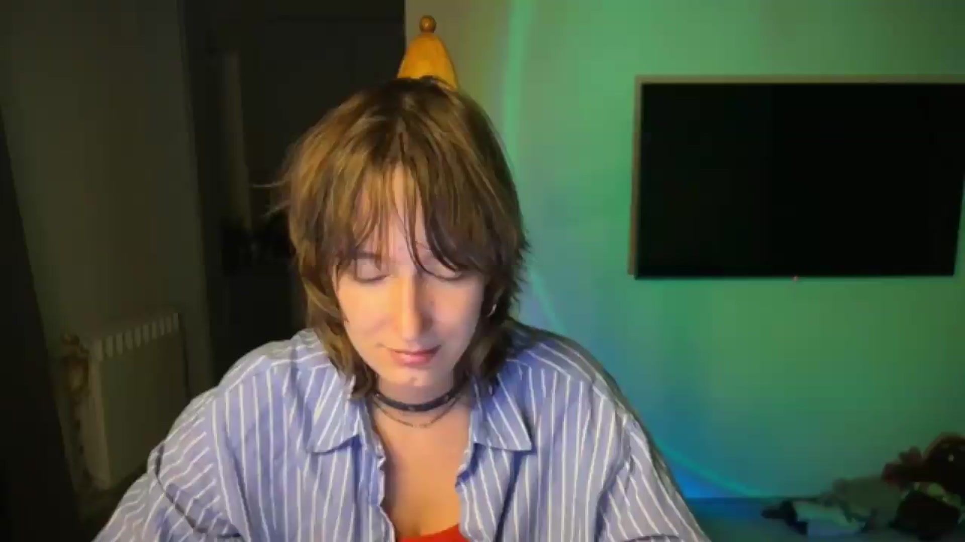 Gallery image thumbnail from LoooneyTunes's myfreecams stream on, 08/20/2026, 01:24 image 3 of 20