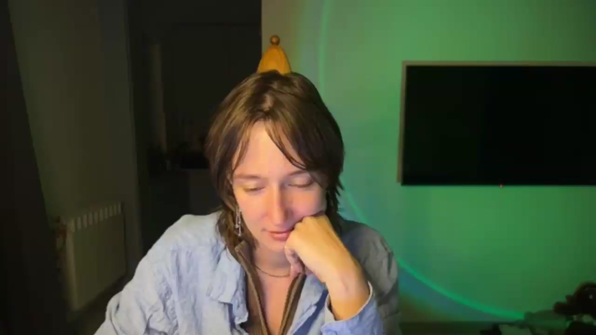 Gallery image thumbnail from LoooneyTunes's myfreecams stream on, 08/20/2026, 23:02 image 16 of 20
