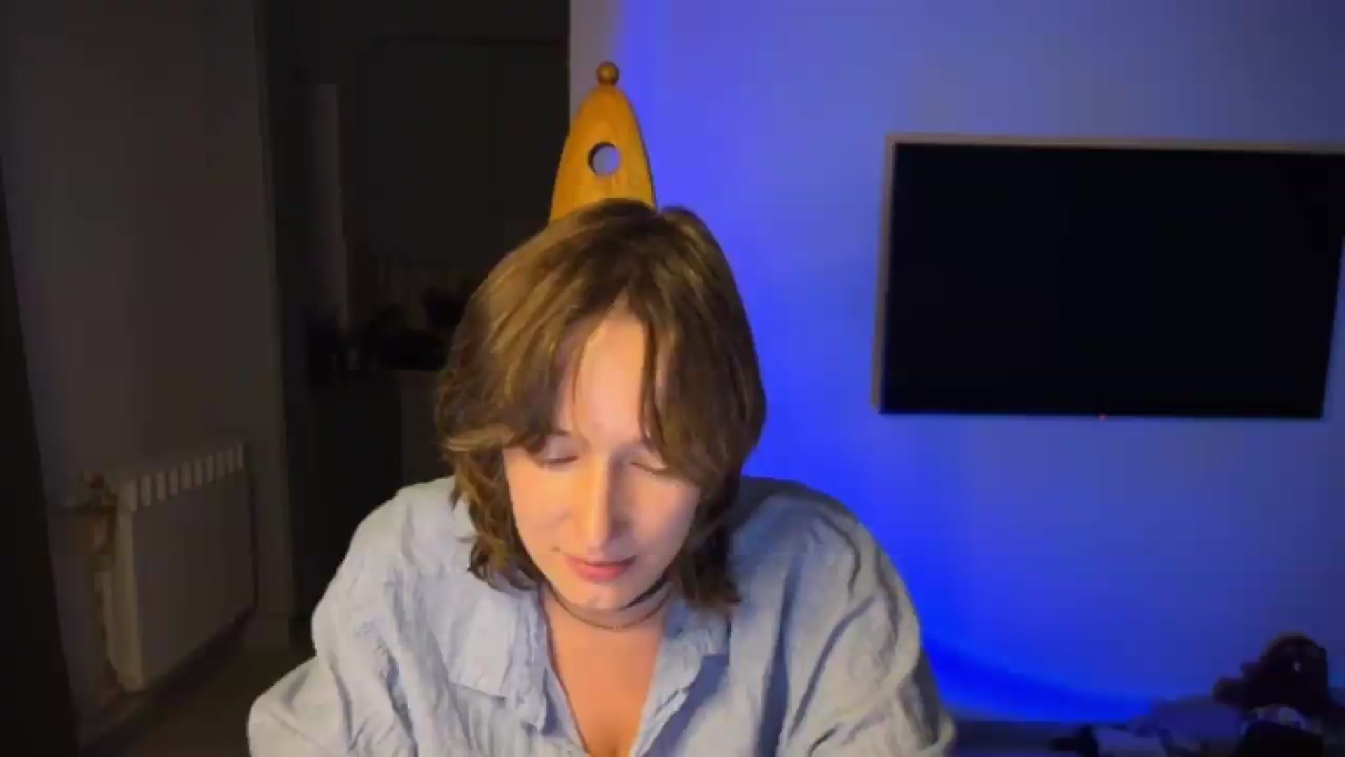 Gallery image thumbnail from LoooneyTunes's myfreecams stream on, 08/22/2026, 24:35 image 14 of 20