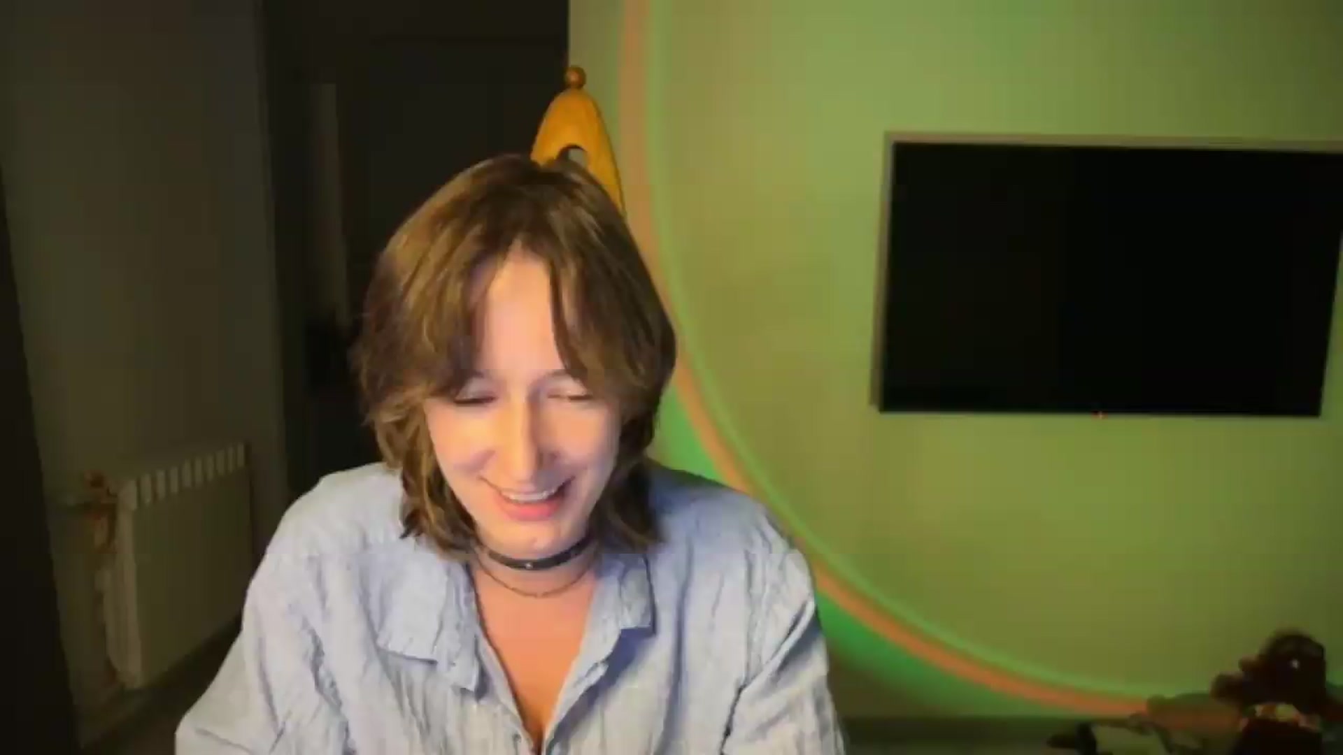 Gallery image thumbnail from LoooneyTunes's myfreecams stream on, 08/22/2026, 24:35 image 6 of 20
