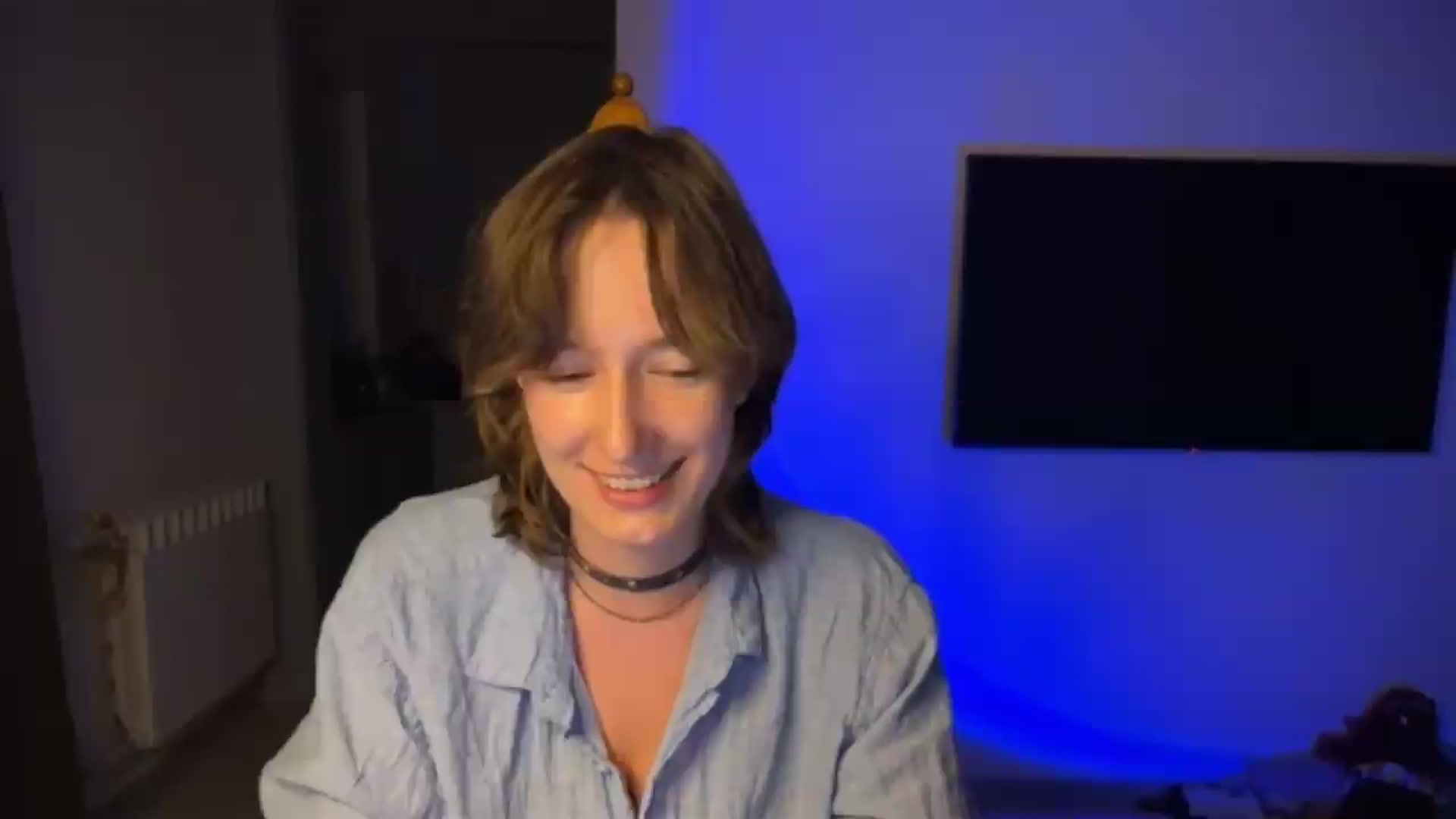 Gallery image thumbnail from LoooneyTunes's myfreecams stream on, 08/22/2026, 24:35 image 5 of 20
