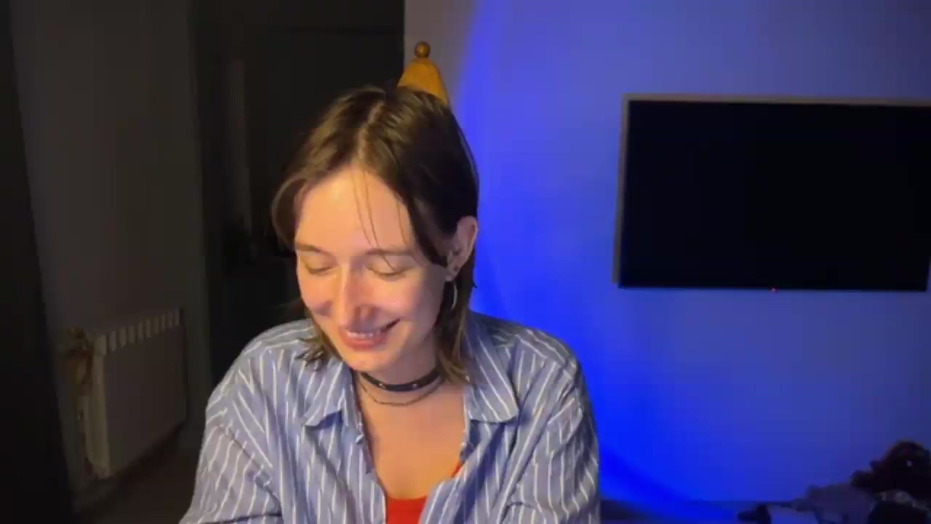 Gallery image thumbnail from LoooneyTunes's myfreecams stream on, 08/24/2026, 23:18 image 19 of 20