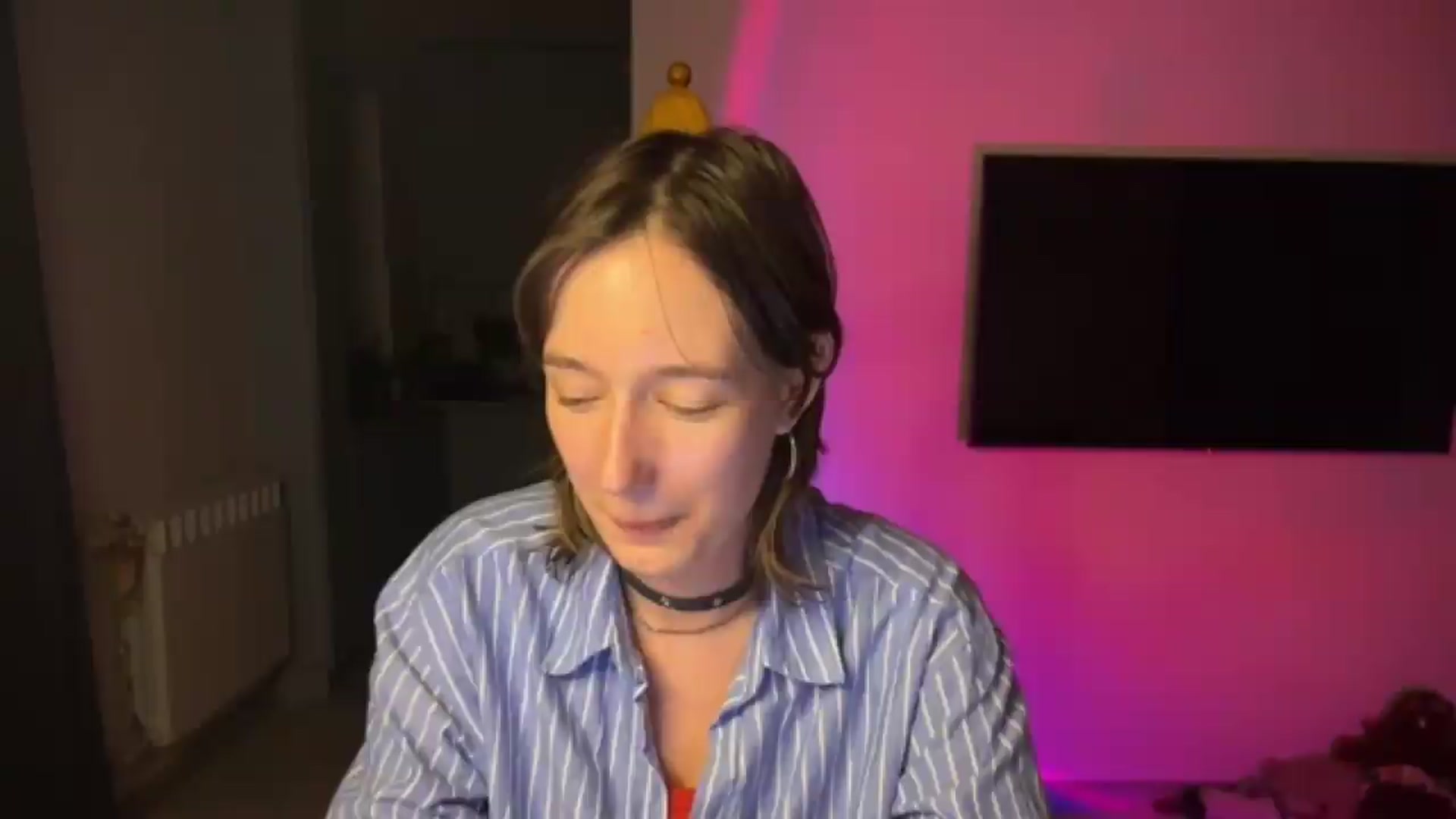 Gallery image thumbnail from LoooneyTunes's myfreecams stream on, 08/24/2026, 23:18 image 3 of 20