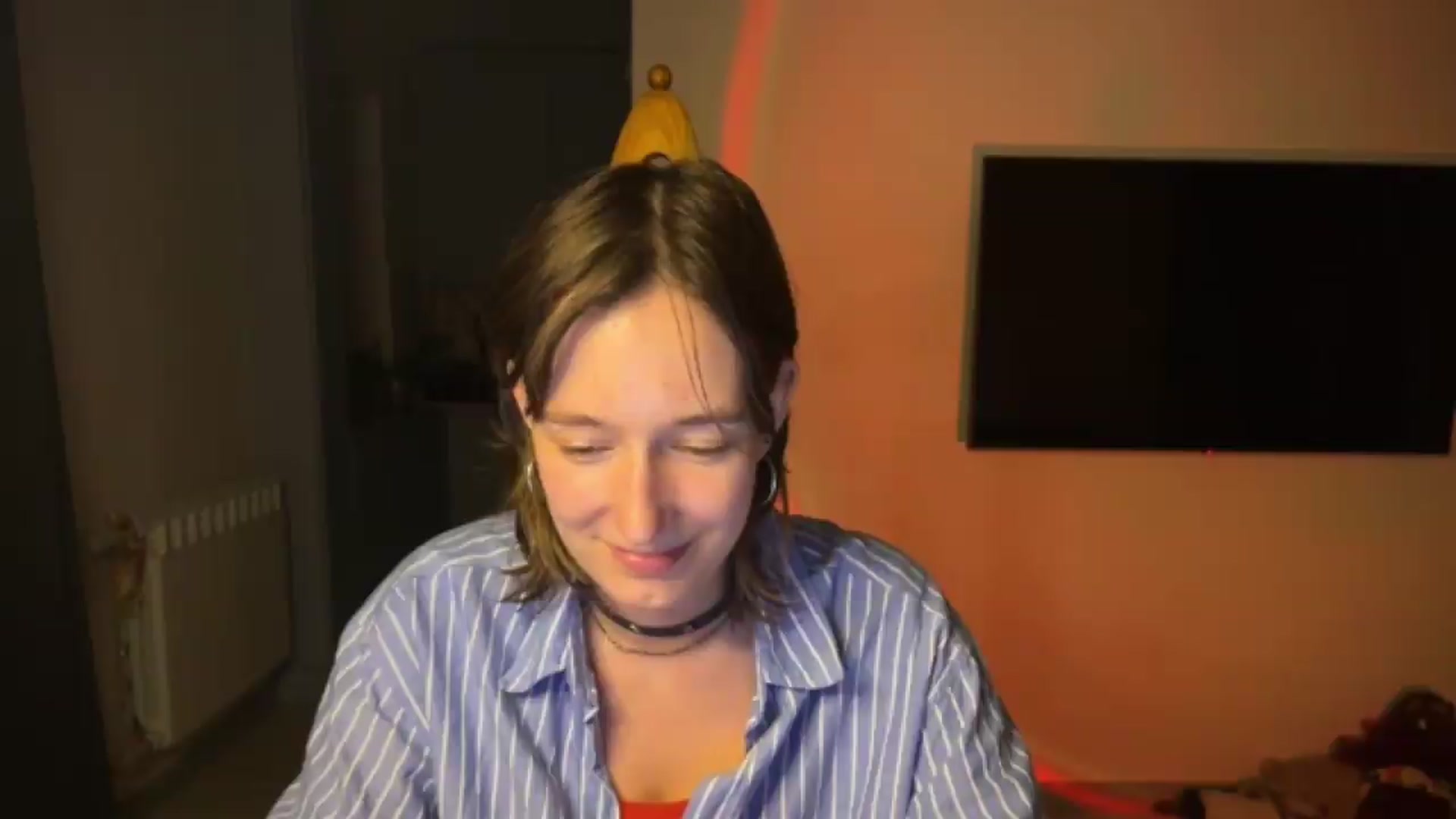Gallery image thumbnail from LoooneyTunes's myfreecams stream on, 08/24/2026, 23:18 image 18 of 20
