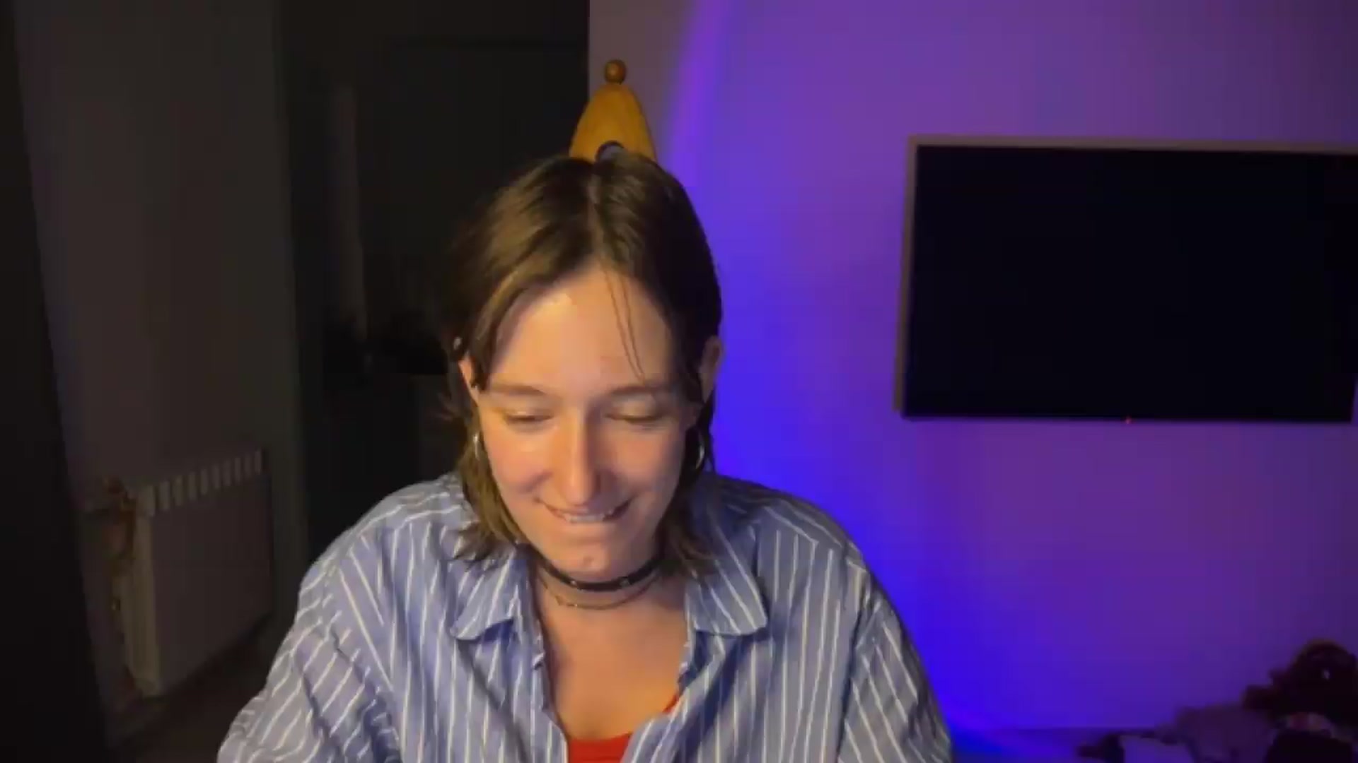 Gallery image thumbnail from LoooneyTunes's myfreecams stream on, 08/24/2026, 23:18 image 17 of 20