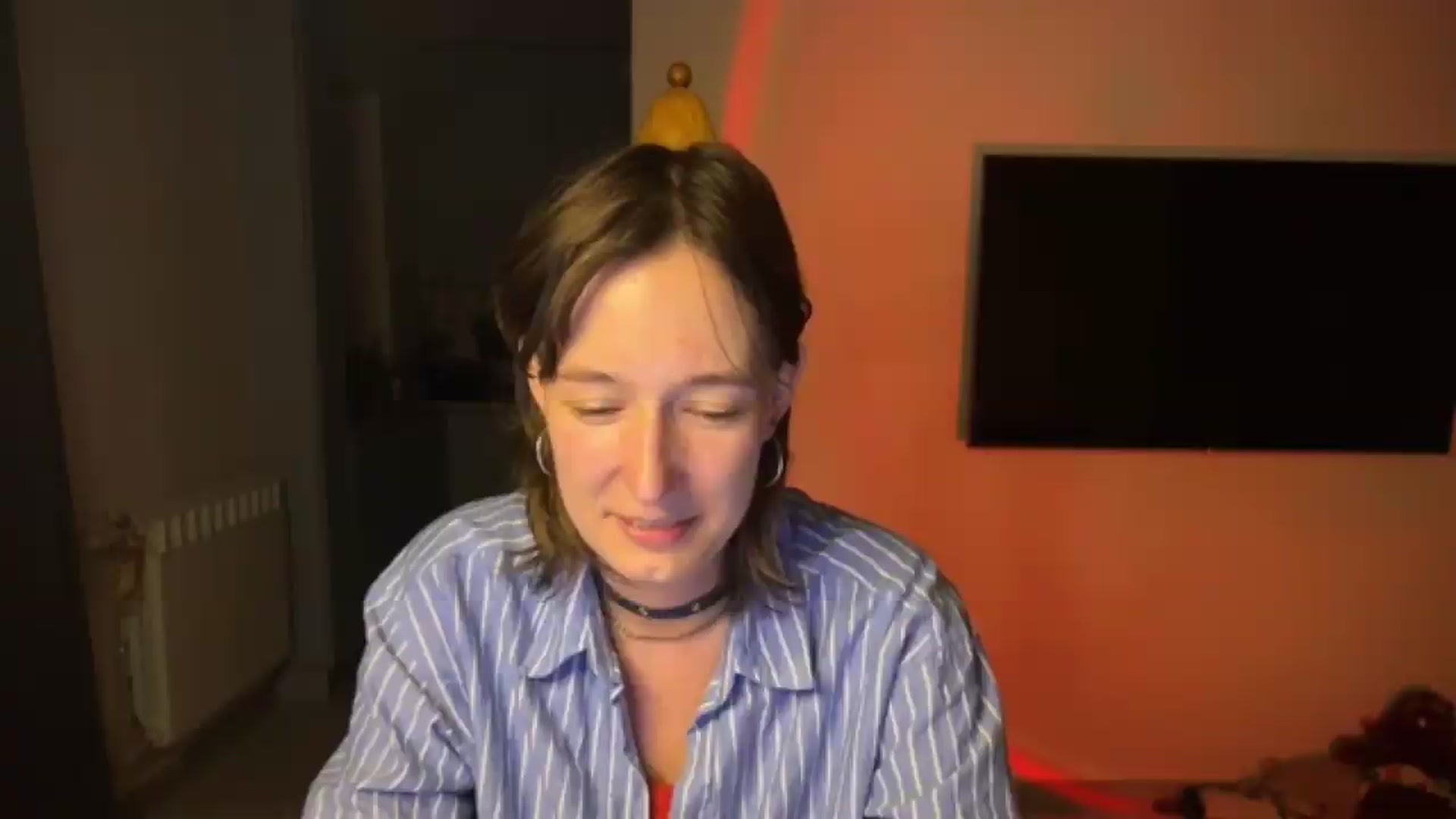 Gallery image thumbnail from LoooneyTunes's myfreecams stream on, 08/24/2026, 23:18 image 6 of 20