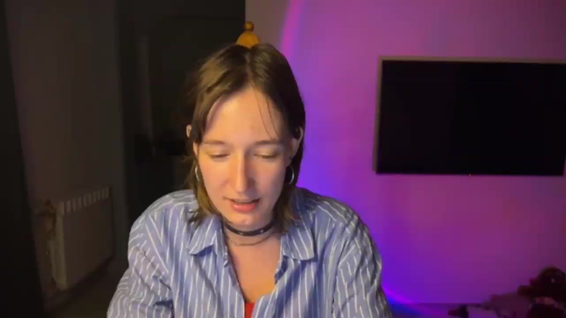 Gallery image thumbnail from LoooneyTunes's myfreecams stream on, 08/24/2026, 23:18 image 10 of 20