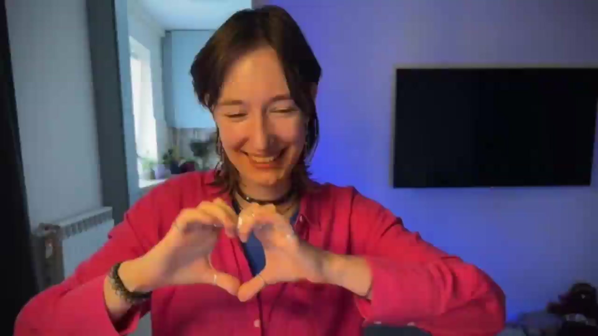 Gallery image thumbnail from LoooneyTunes's myfreecams stream on, 08/25/2026, 14:51 image 12 of 20