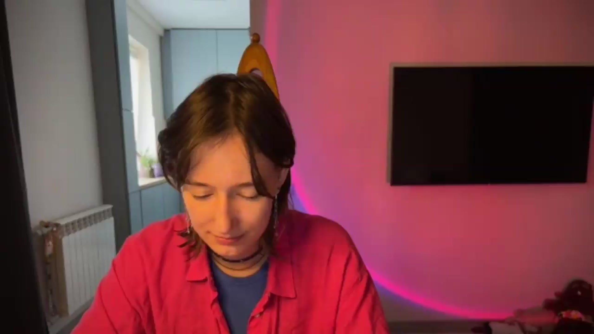 Gallery image thumbnail from LoooneyTunes's myfreecams stream on, 08/25/2026, 16:01 image 4 of 20