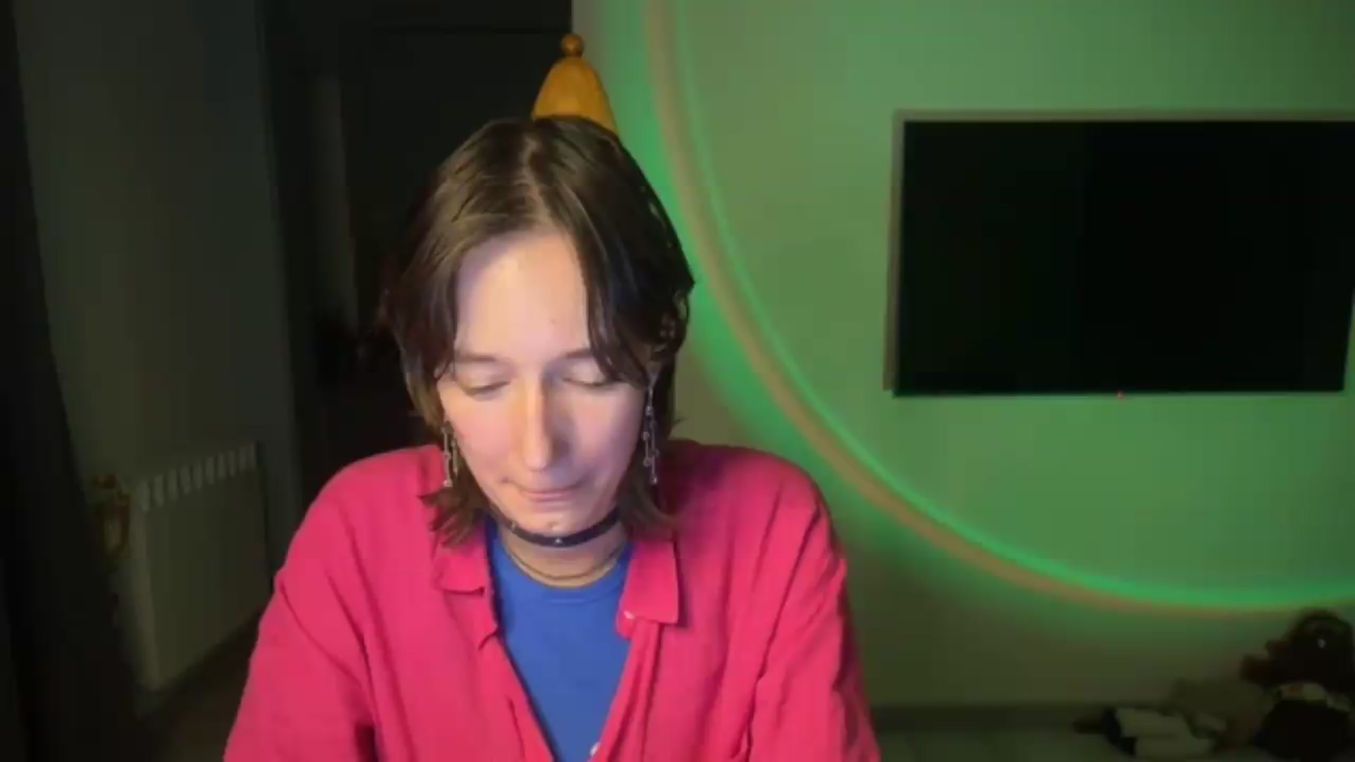 Gallery image thumbnail from LoooneyTunes's myfreecams stream on, 08/25/2026, 23:24 image 7 of 20