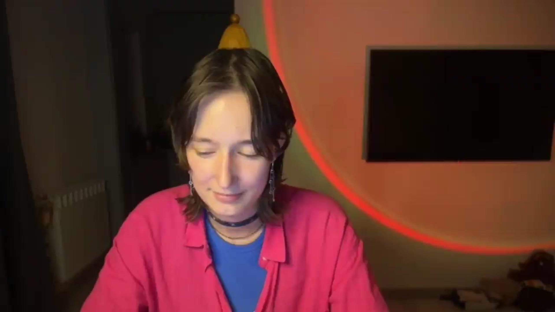 Gallery image thumbnail from LoooneyTunes's myfreecams stream on, 08/25/2026, 23:24 image 16 of 20